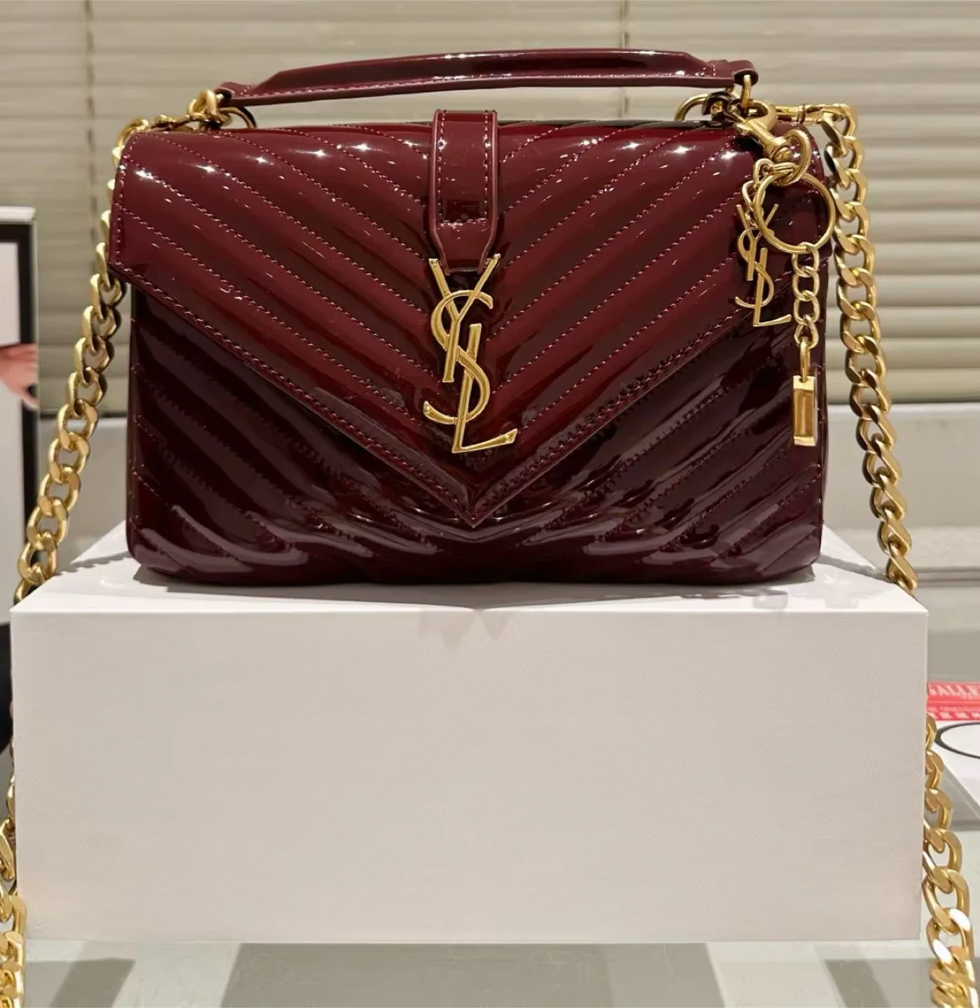 Saint Laurent YSL Medium Envelope Bag thumbnail