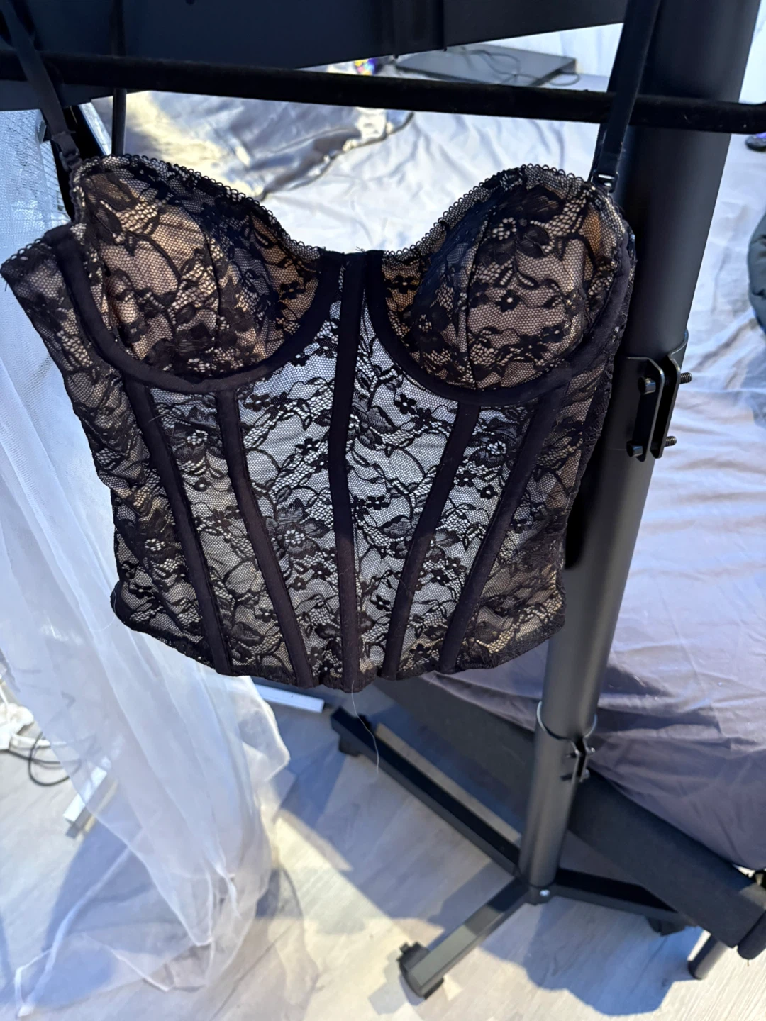 Garage Lace Corset Top - Size P/S - photo 4