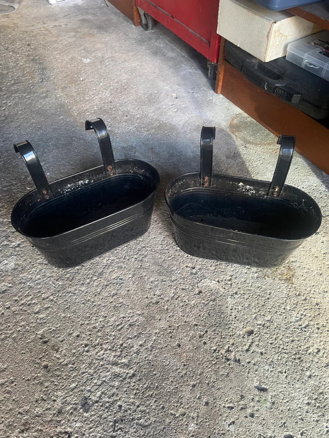 2 Black Metal Hanging Planters