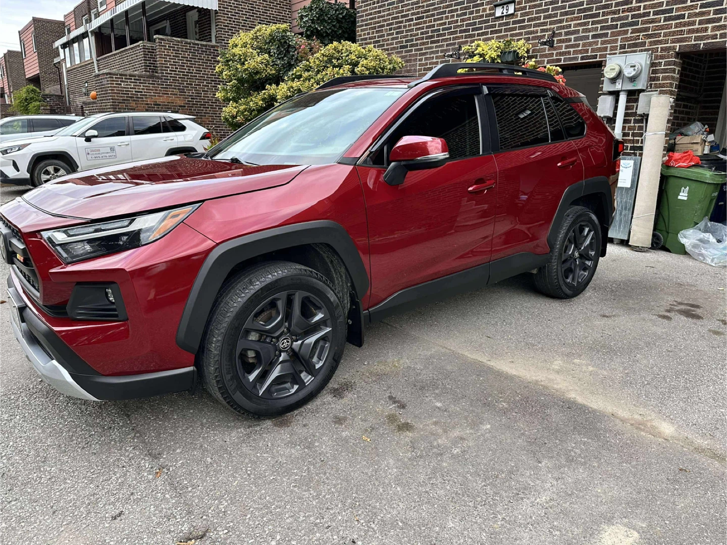 Toyota RAV4 2023 Red SUV - photo 2