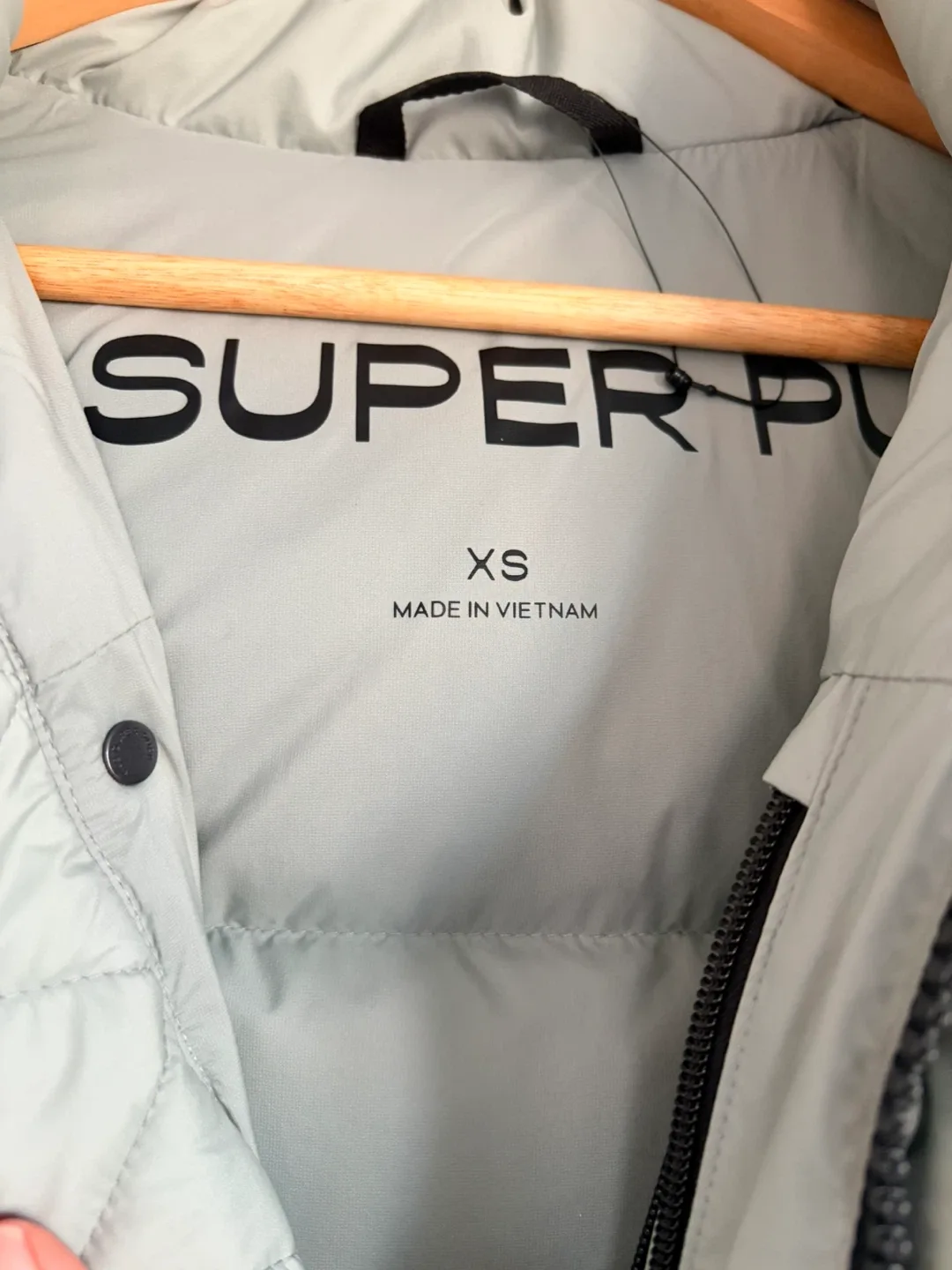 Aritzia Super Puff - Mid image indicator(4)