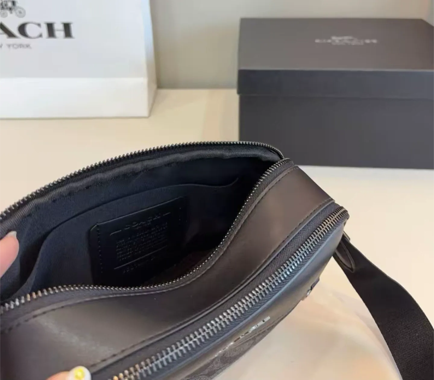 Coach Hudson Crossbody Bag in Signature Jacquard image indicator(6)