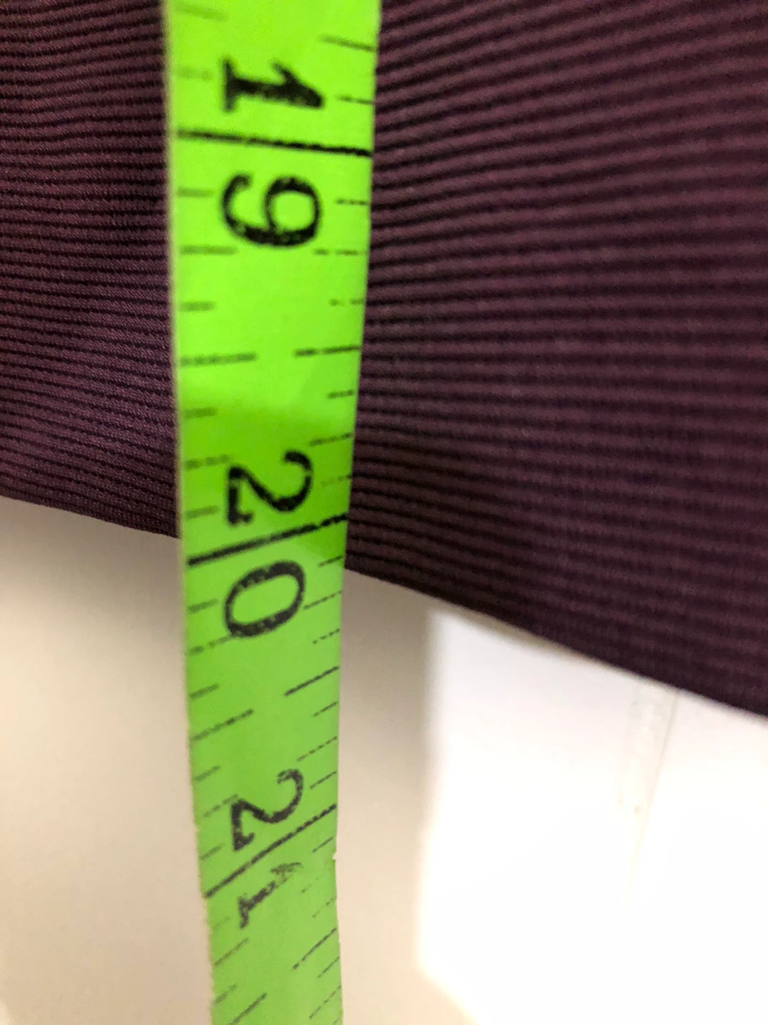 Women’s Burgundy Two Piece Suit. Size 13/11. Like New. - photo 4
