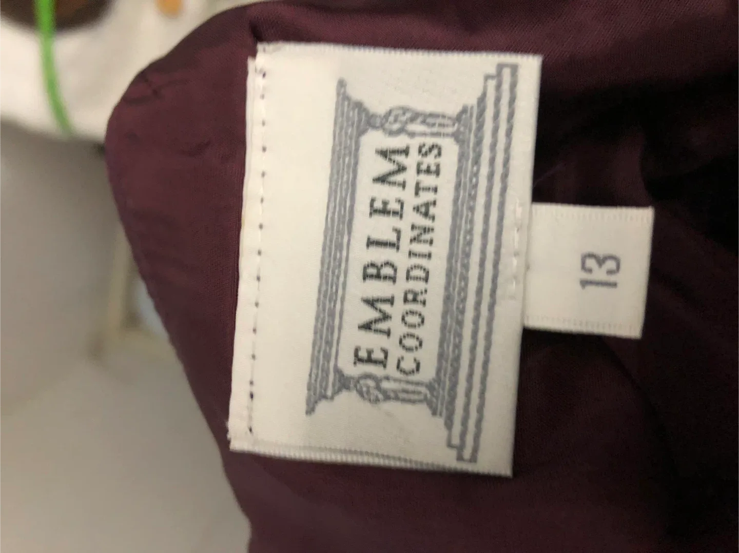 Women’s Burgundy Two Piece Suit. Size 13/11. Like New. image indicator(9)