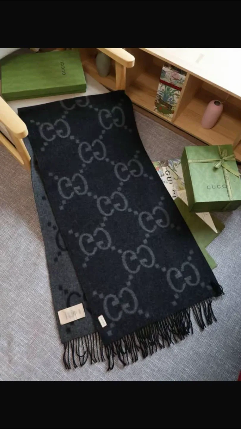 Gucci Wool Scarf - Black & Grey image indicator(4)