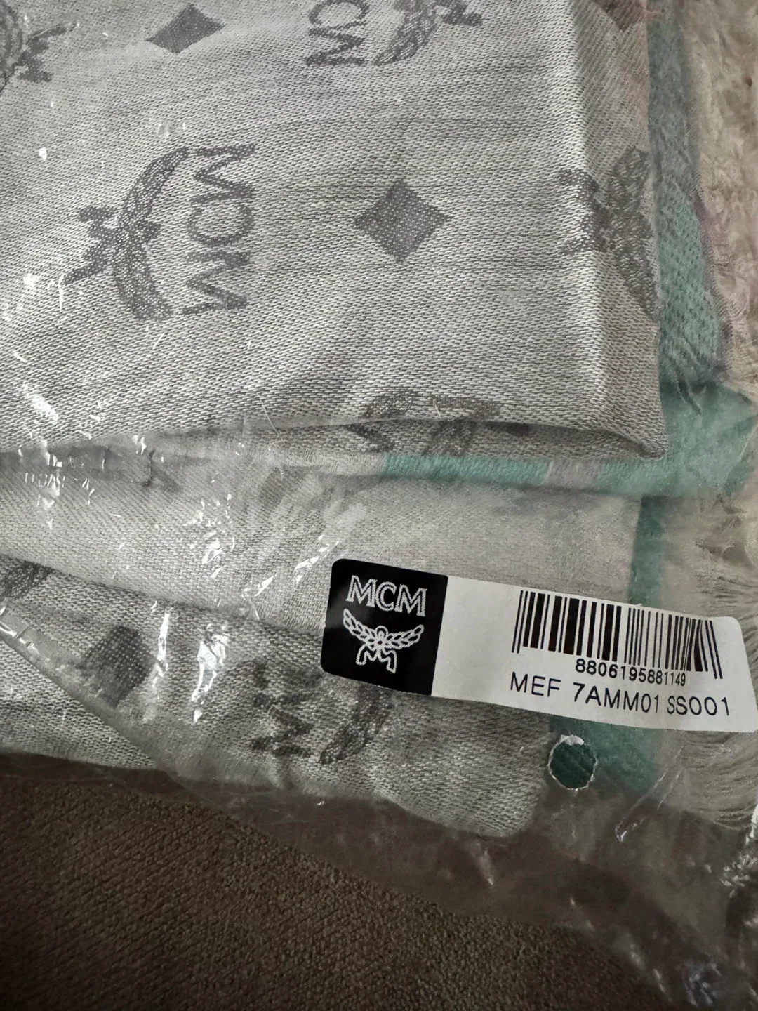 MCM Wool/Silk Scarf - Gray/Mint image indicator(3)