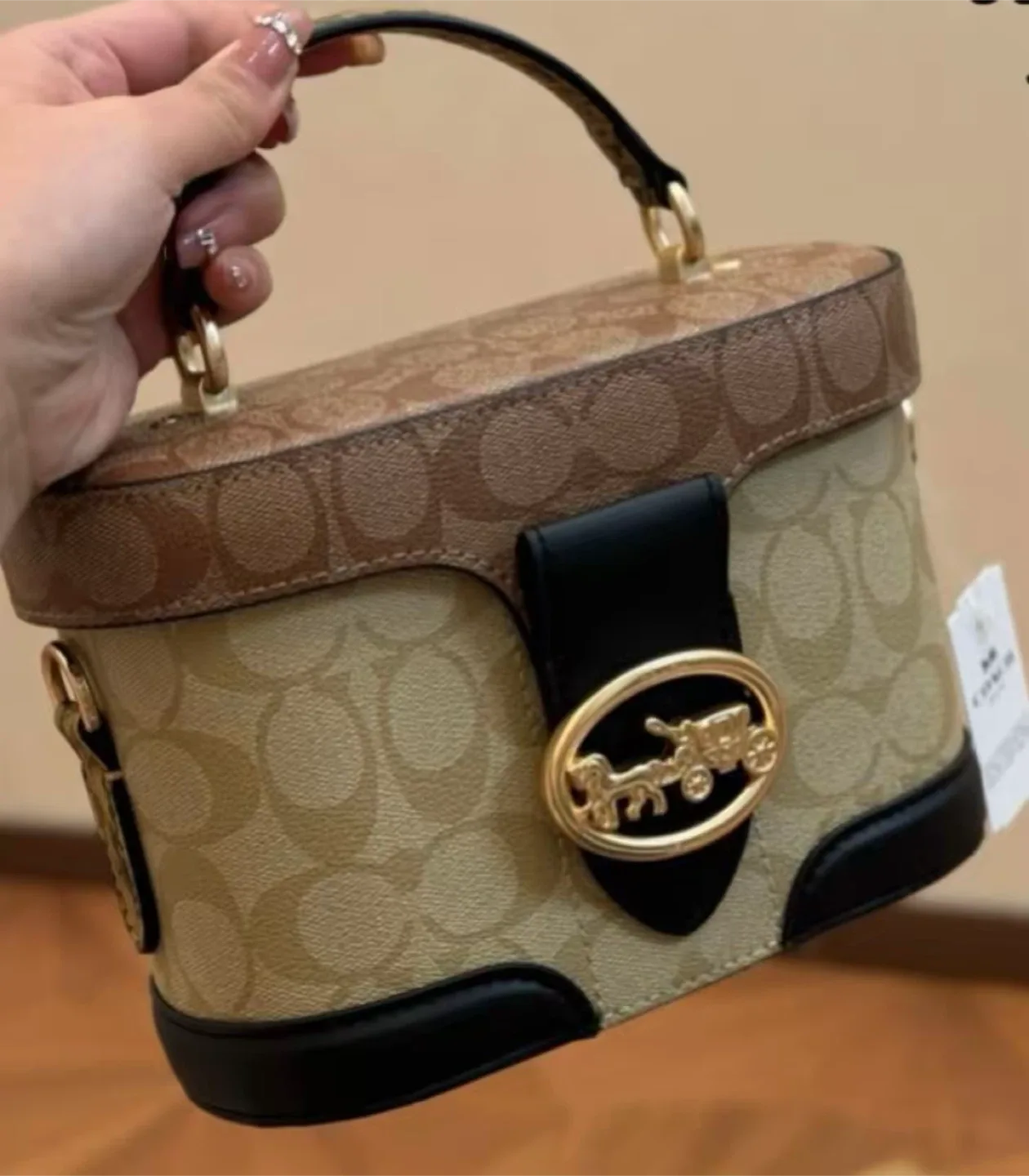 Coach Vanity Case In Signature Jacquard thumbnail