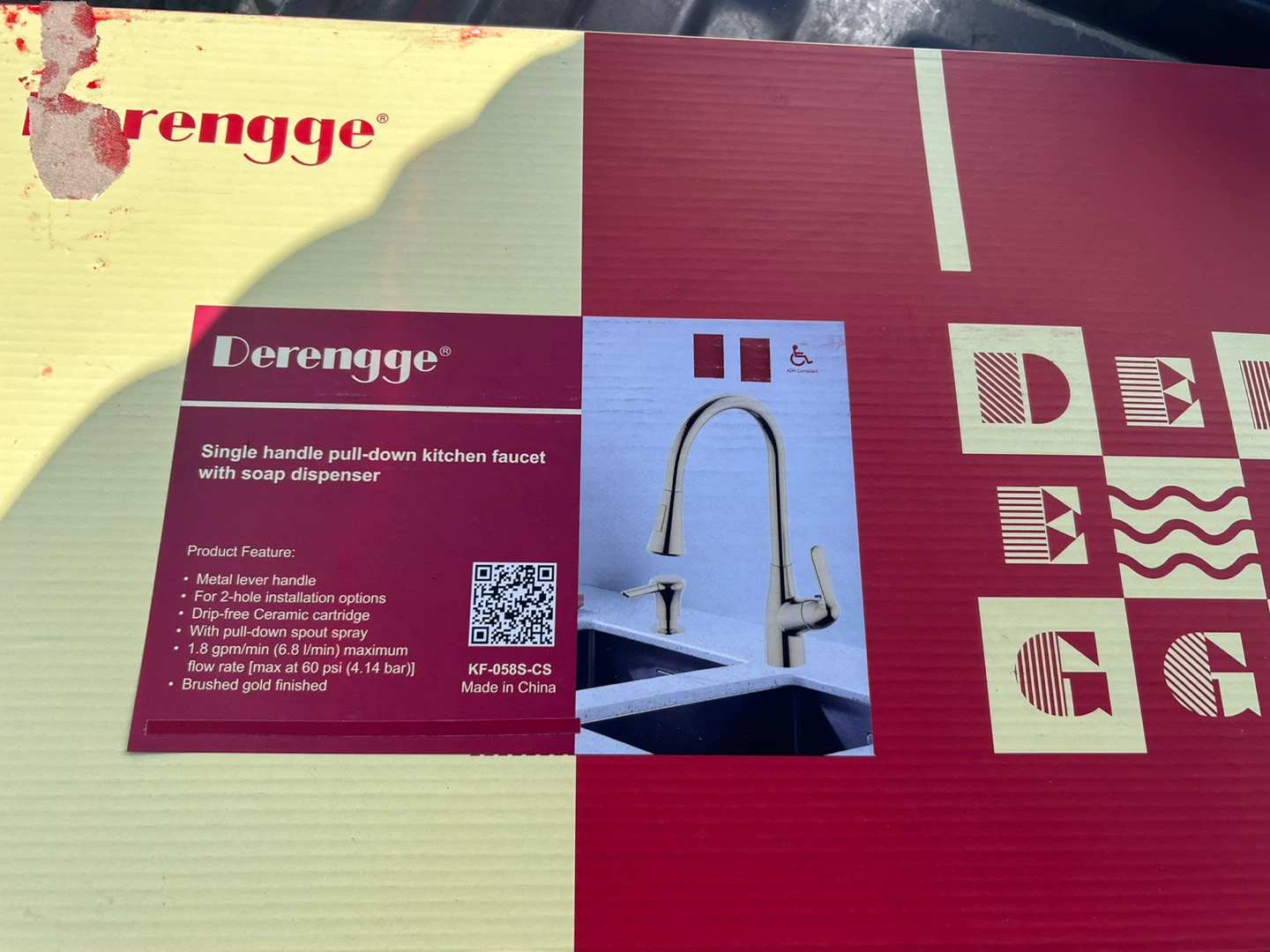 Derengge Single Handle Pull-Down Kitchen Faucet