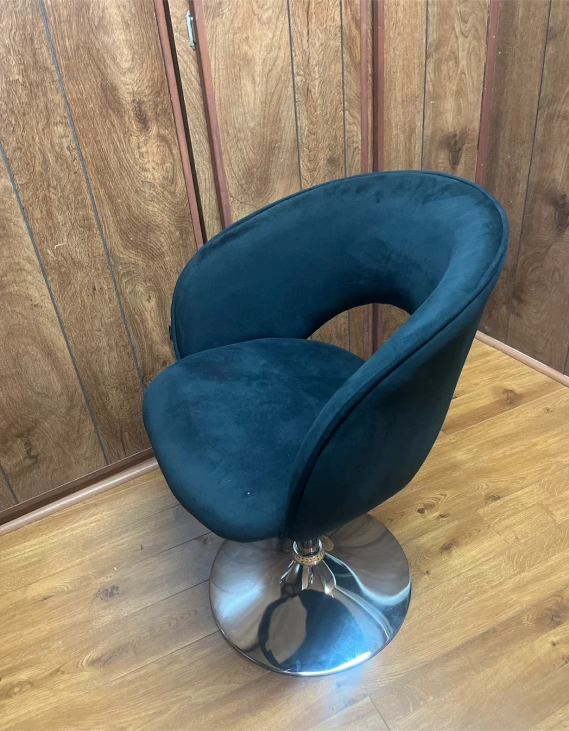 Black Swivel Chair - photo 2