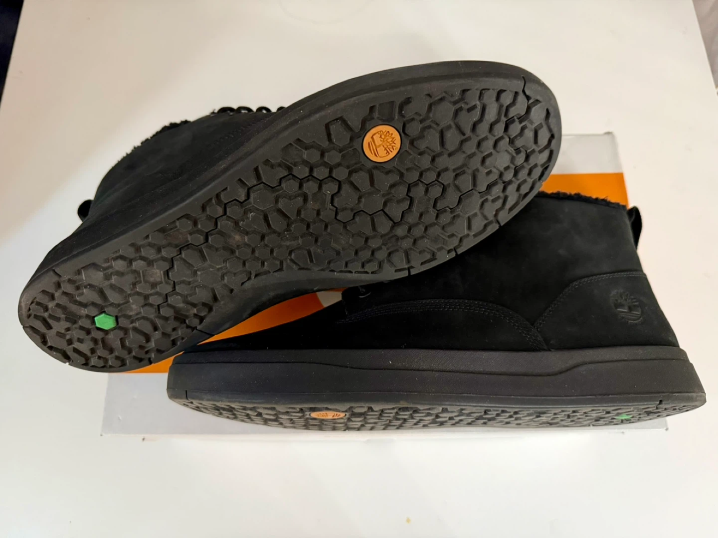 Timberland Davis Square Warm Lined Chukka Black Nubuck - Size 11 - photo 2