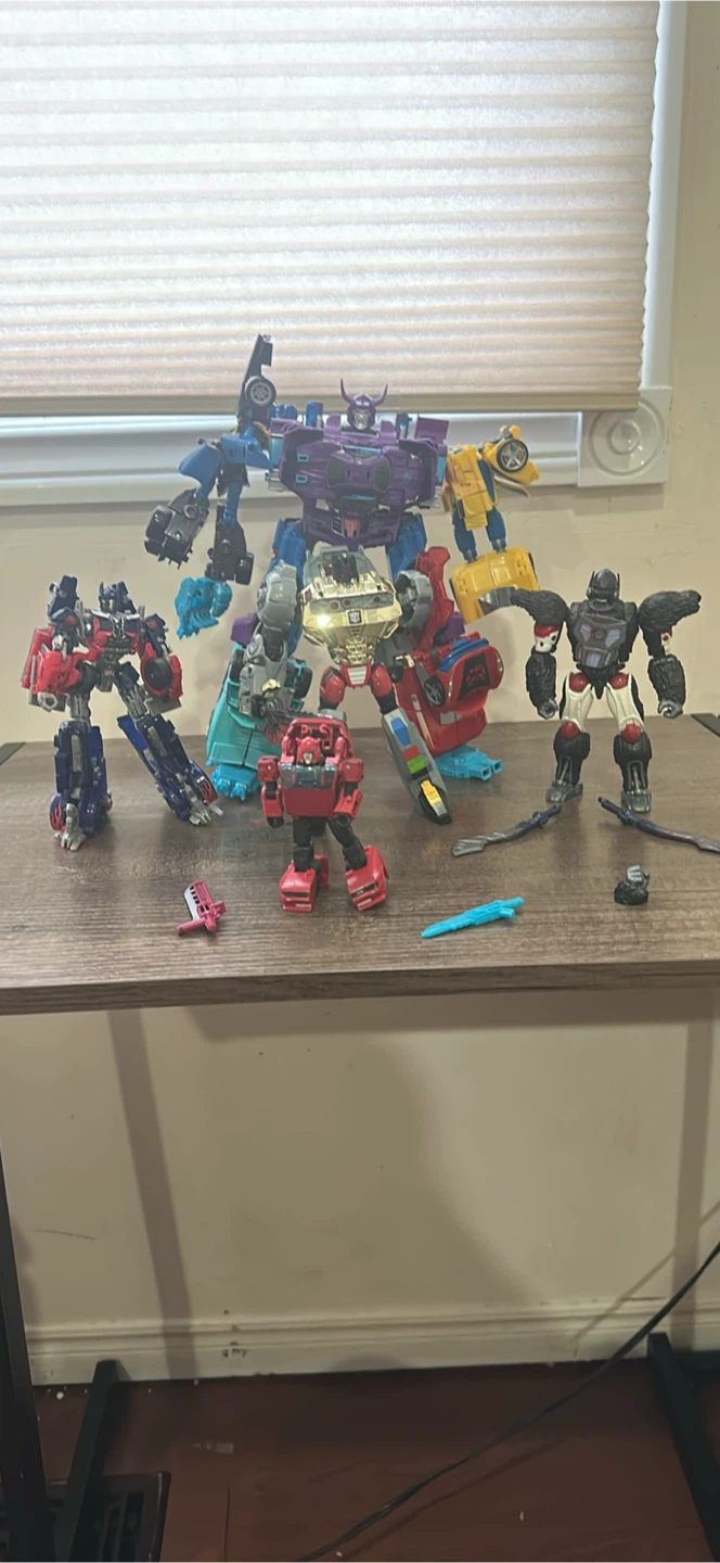 Transformers menasaur bundle