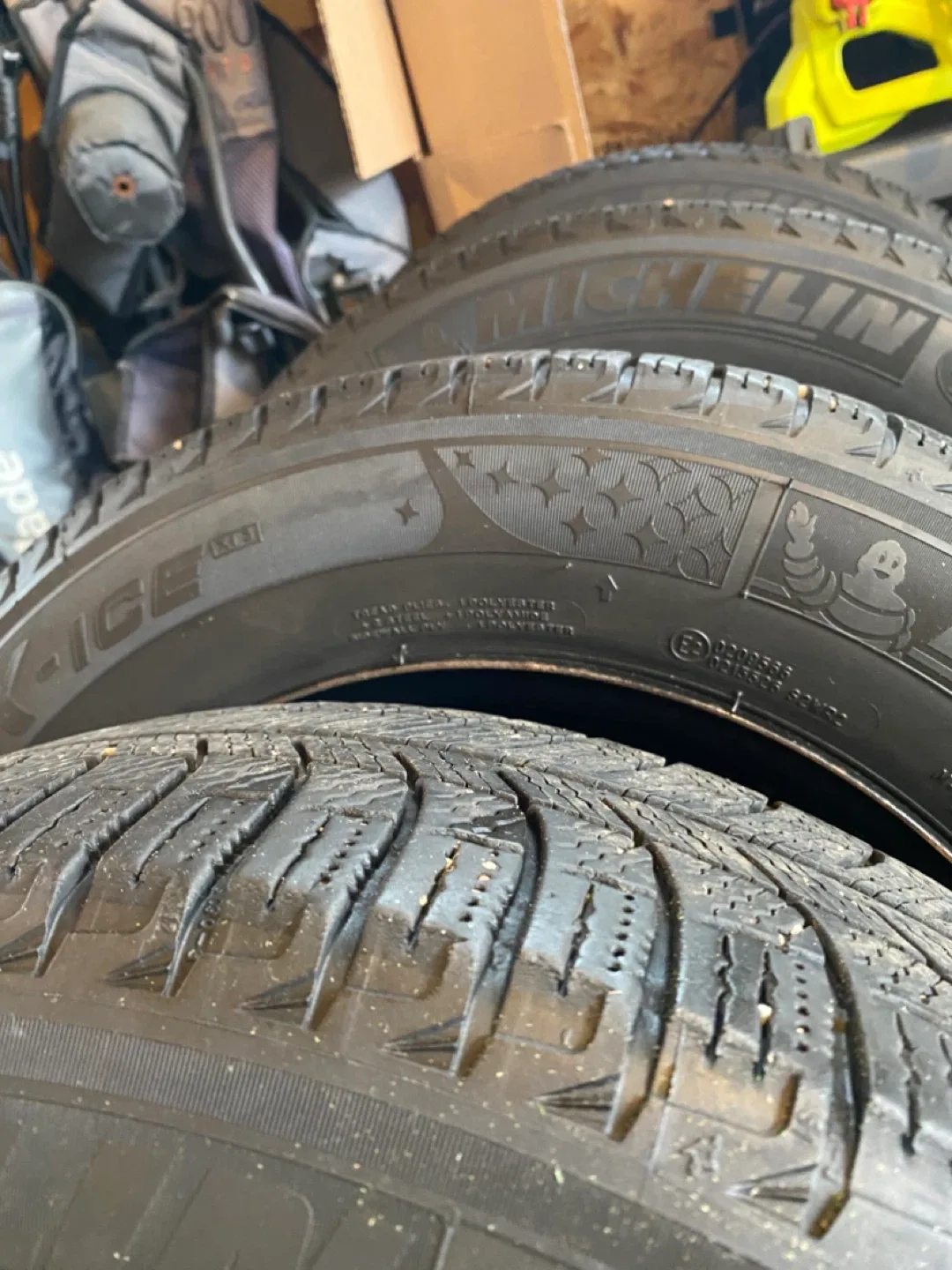 Michelin X-Ice Winter Tires - Set of 4 image indicator(3)