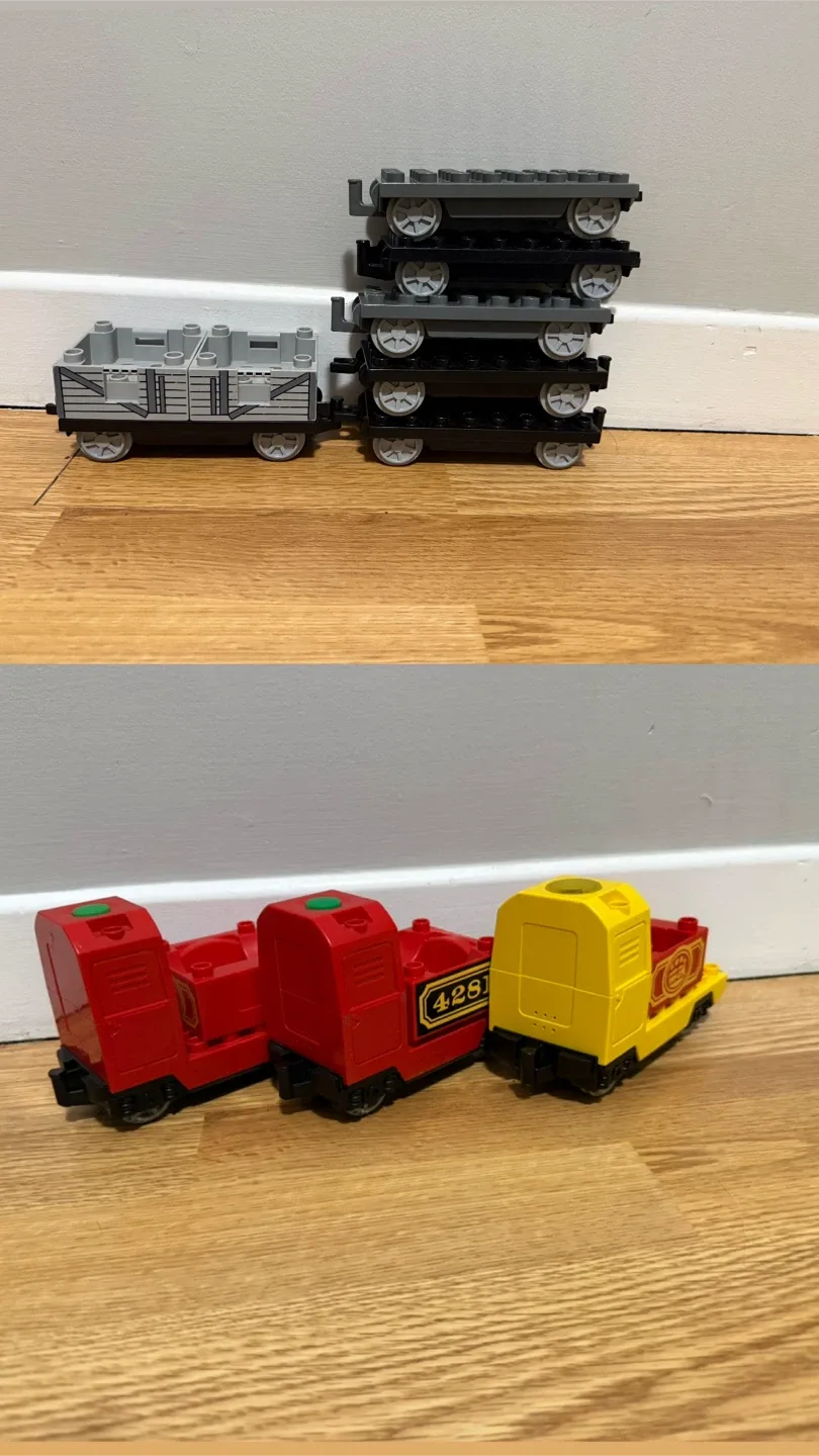 Large Lot of LEGO Duplo Blocks image indicator(9)