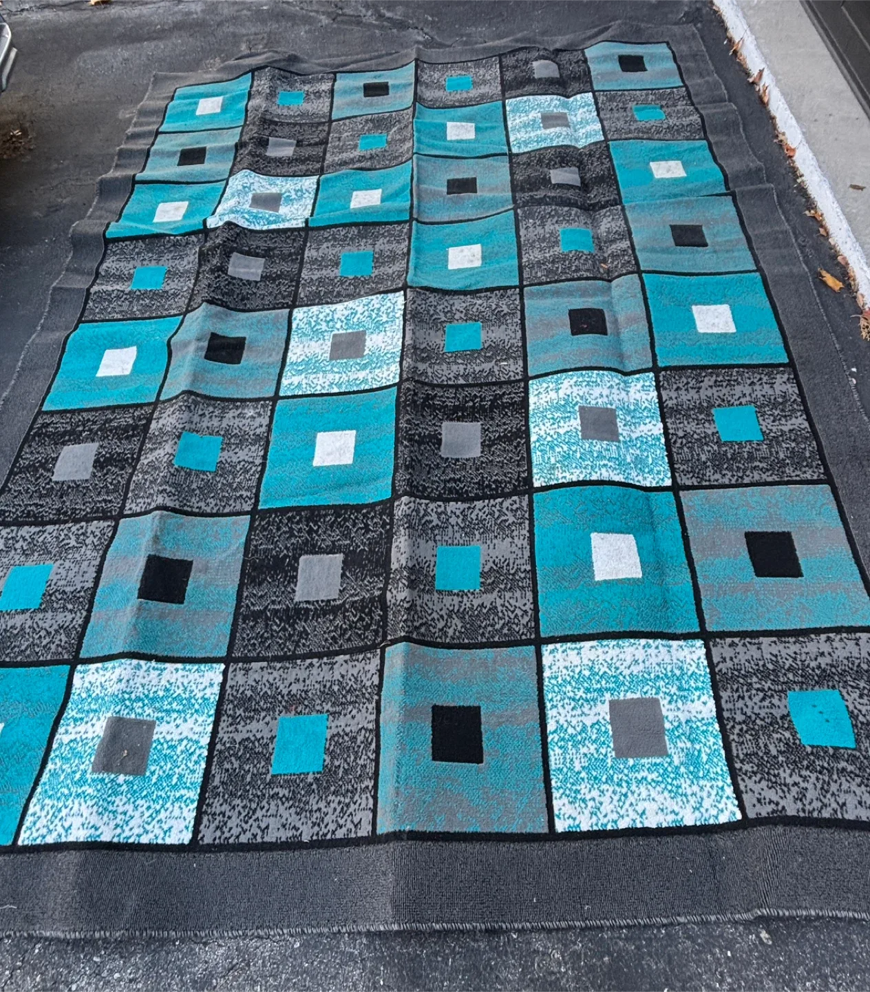 Beautiful Turkish Rug/Carpet - (8 x 10 feet) image indicator(3)