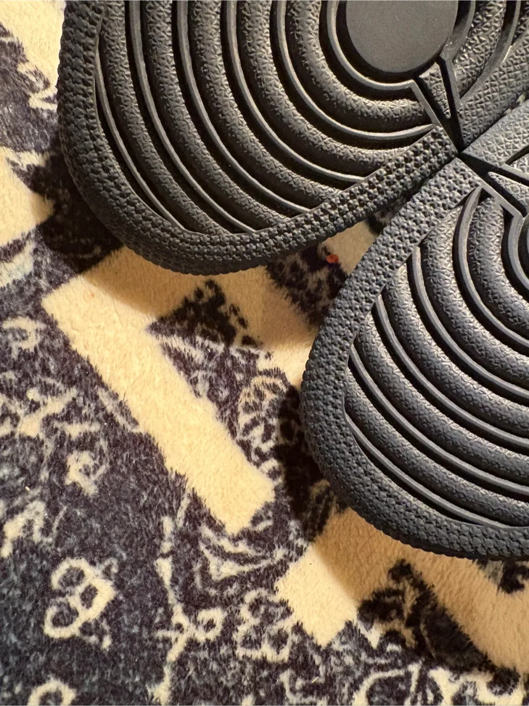 Jordan 1 obsidian image indicator(5)