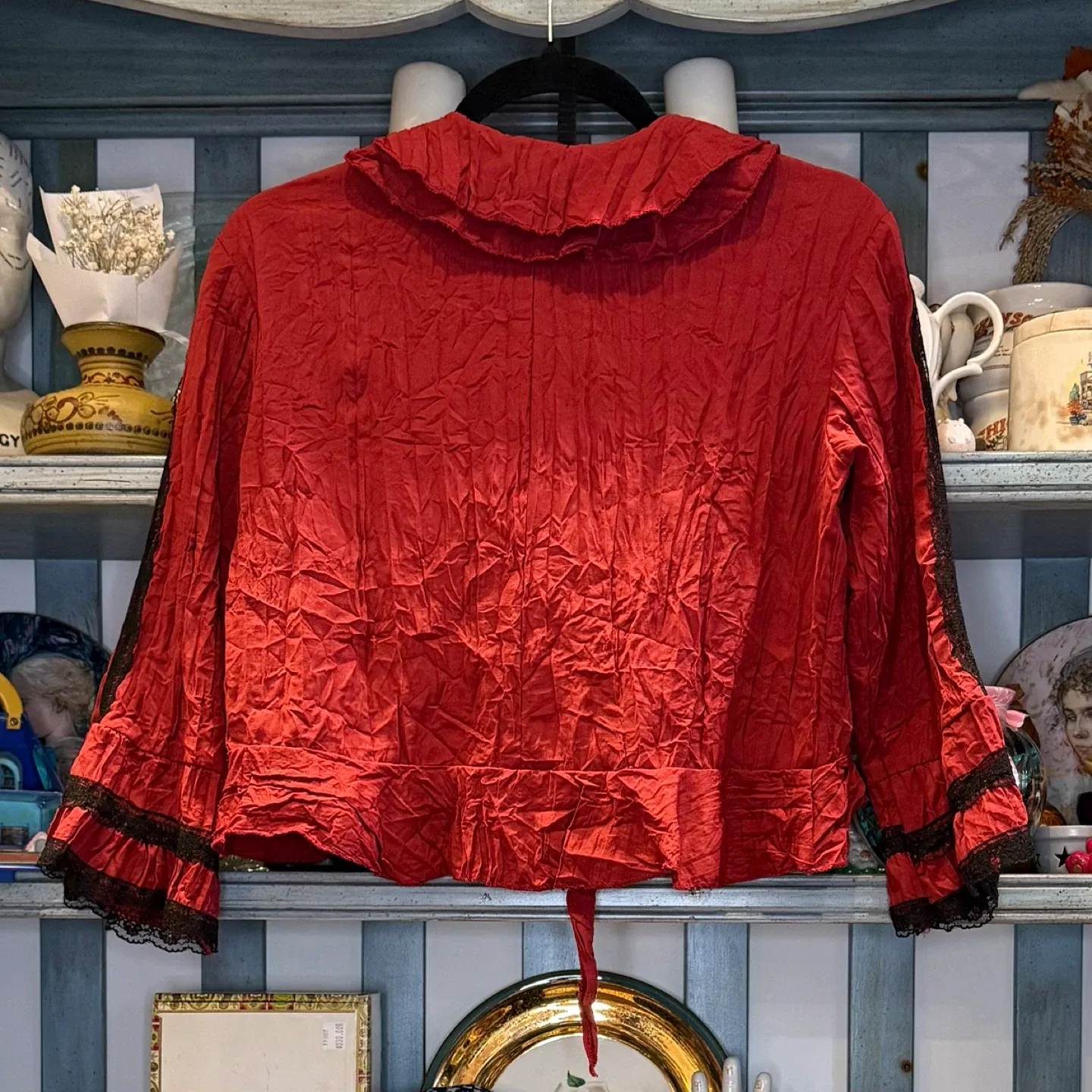 Des Filles à la Vanille Red Ruffle Blouse image indicator(2)