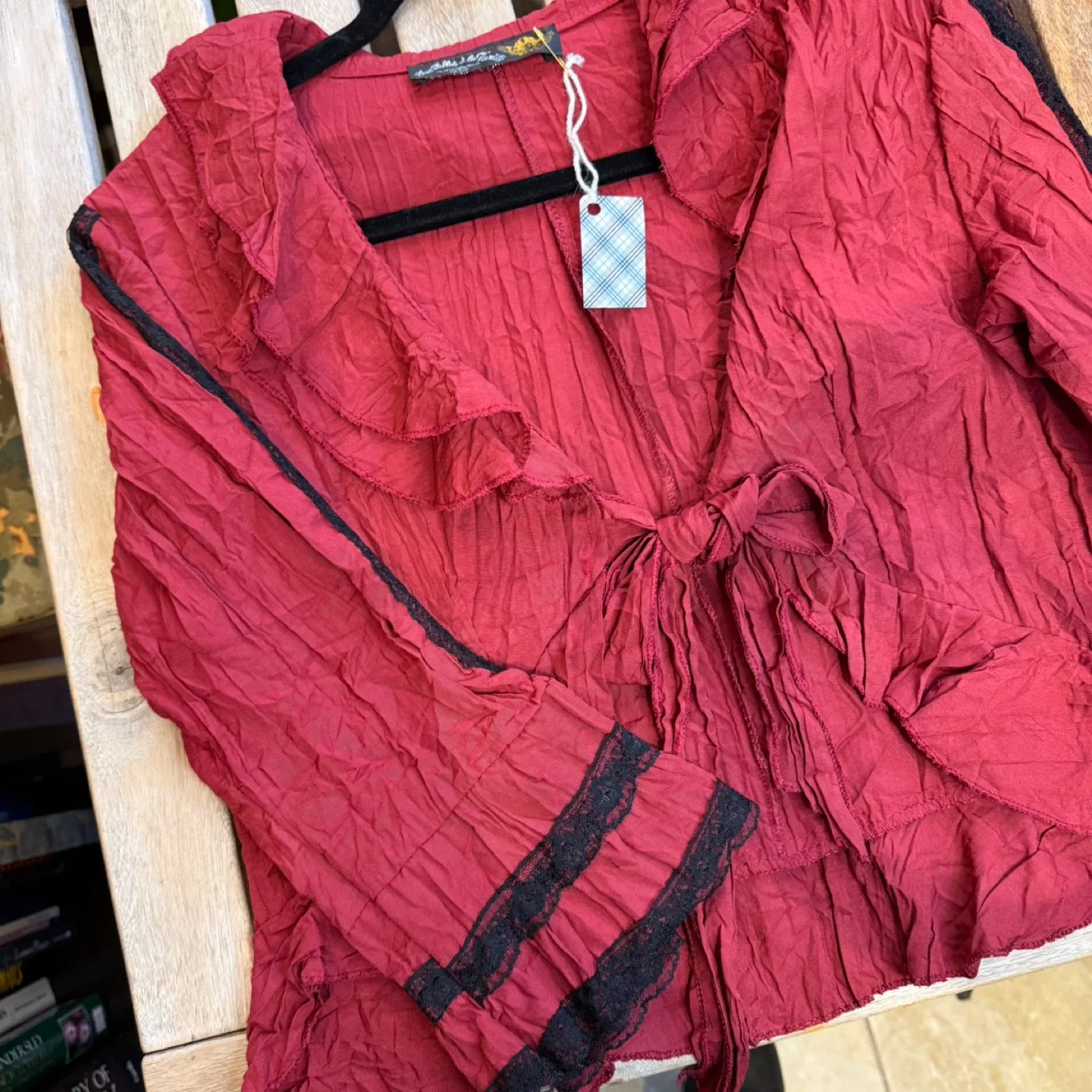 Des Filles à la Vanille Red Ruffle Blouse image indicator(3)