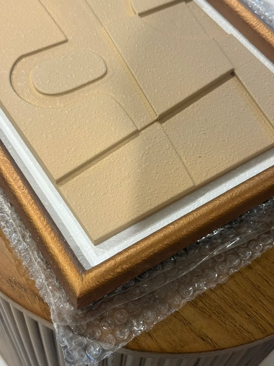 gold frame abstract 3D wall art Set Of 3 brand new image indicator(4)