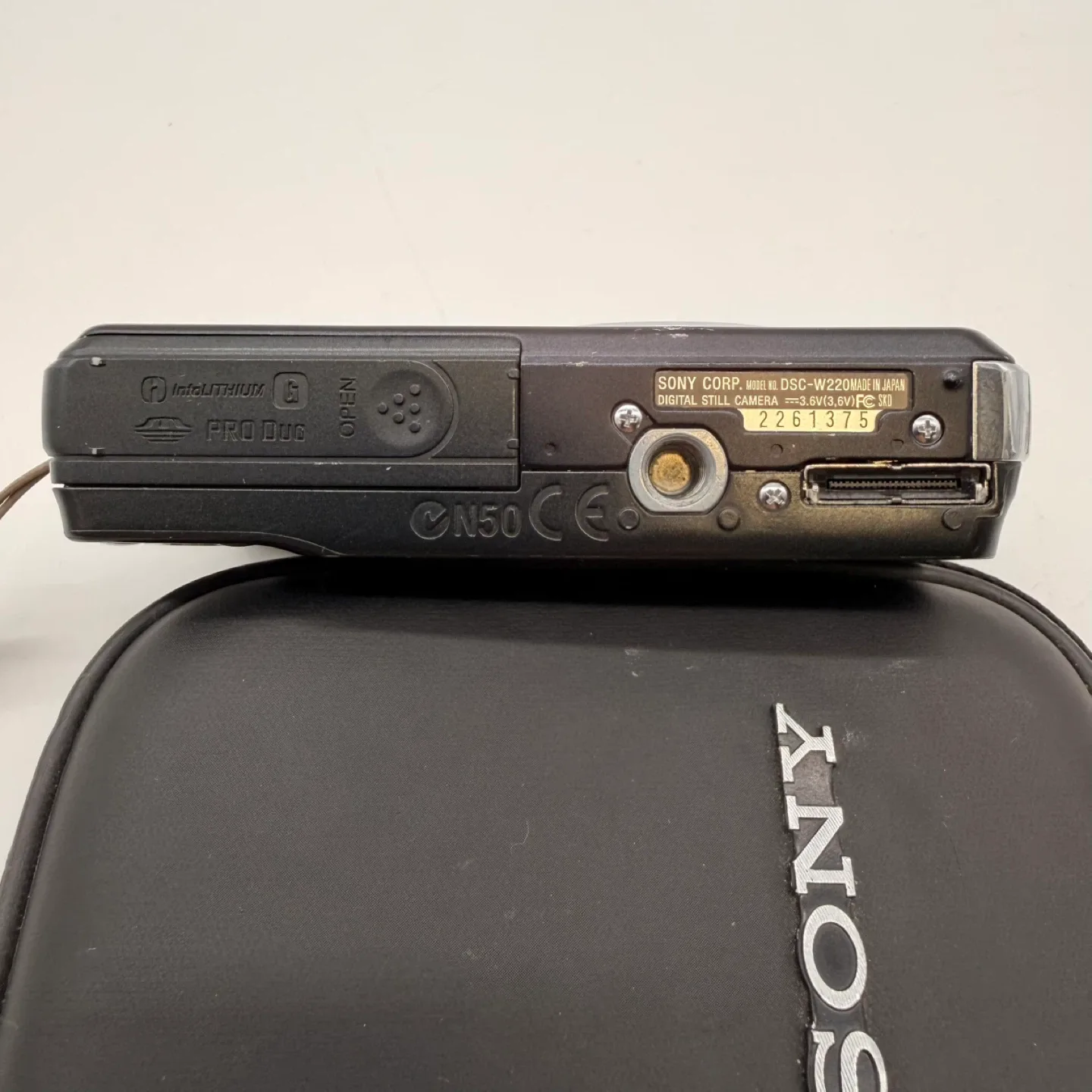 Sony Cyber-shot DSC-W220 Digital Camera image indicator(7)