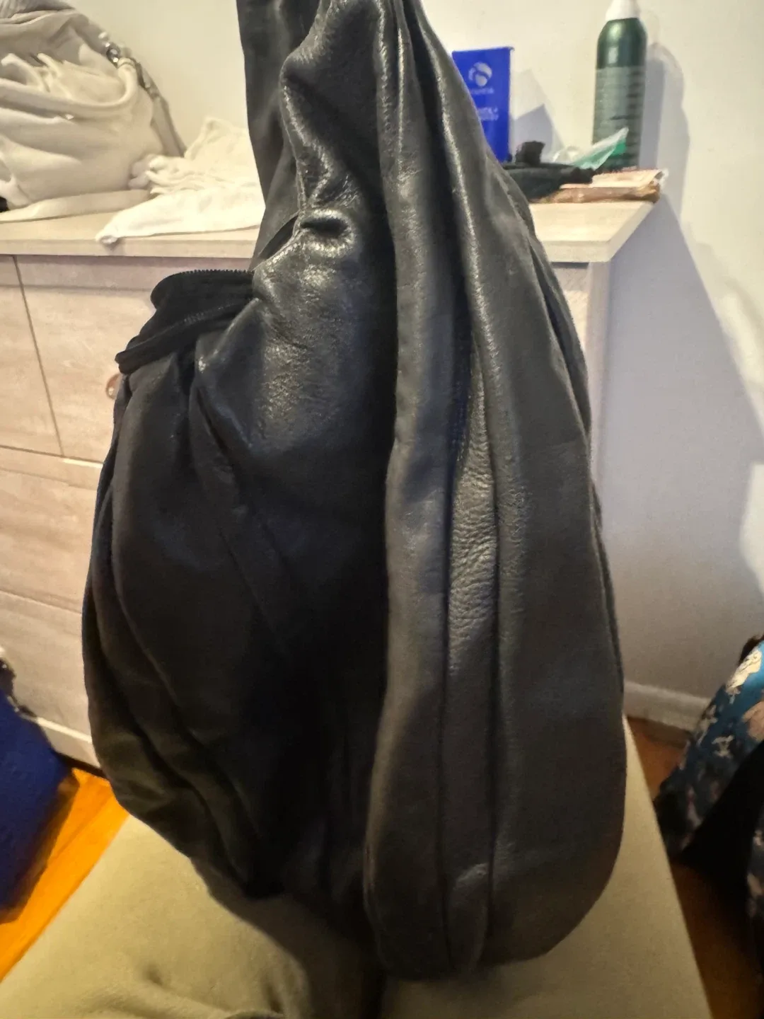 Black Leather Hobo Bag image indicator(2)