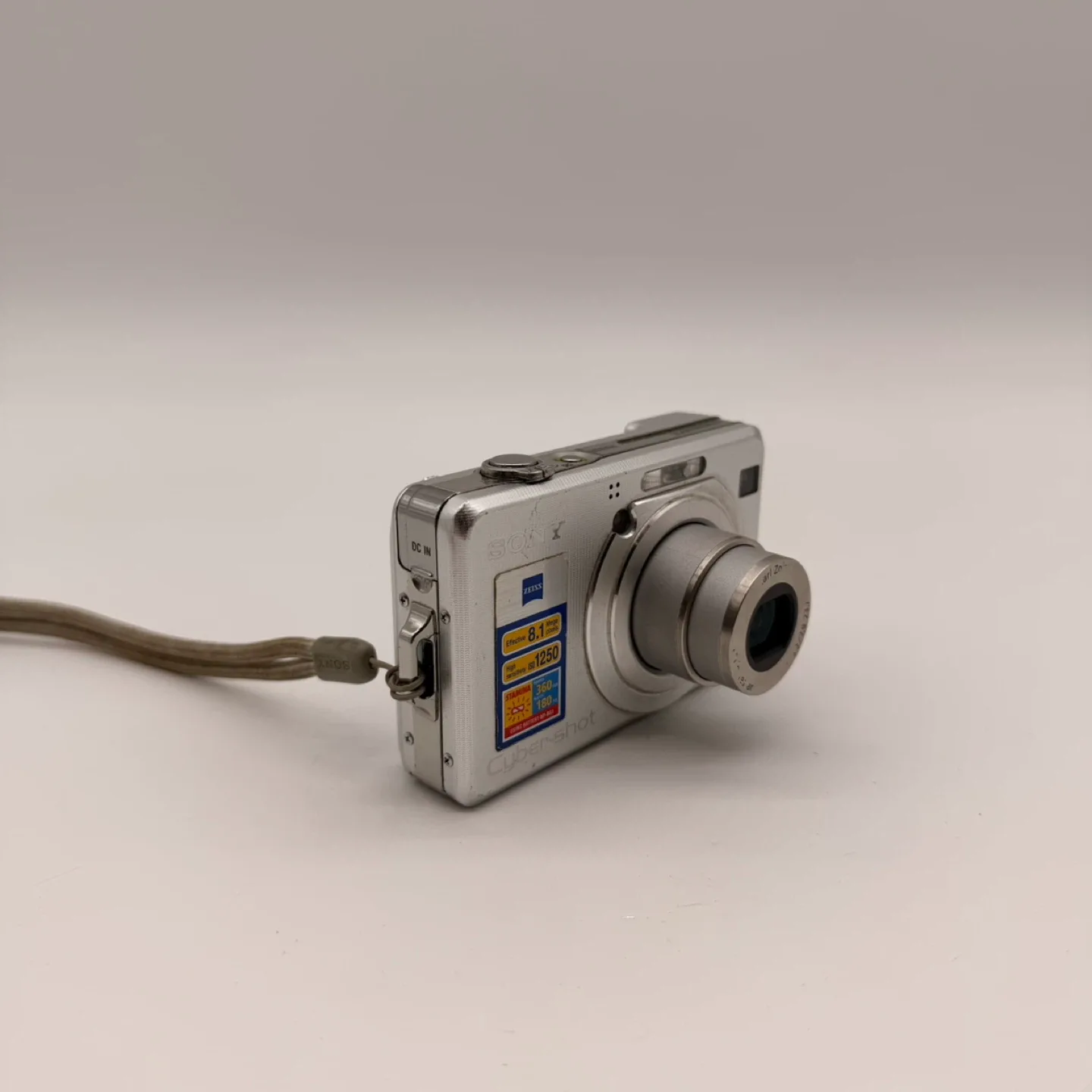 Sony Cyber-shot DSC-W100 Digital Camera image indicator(5)