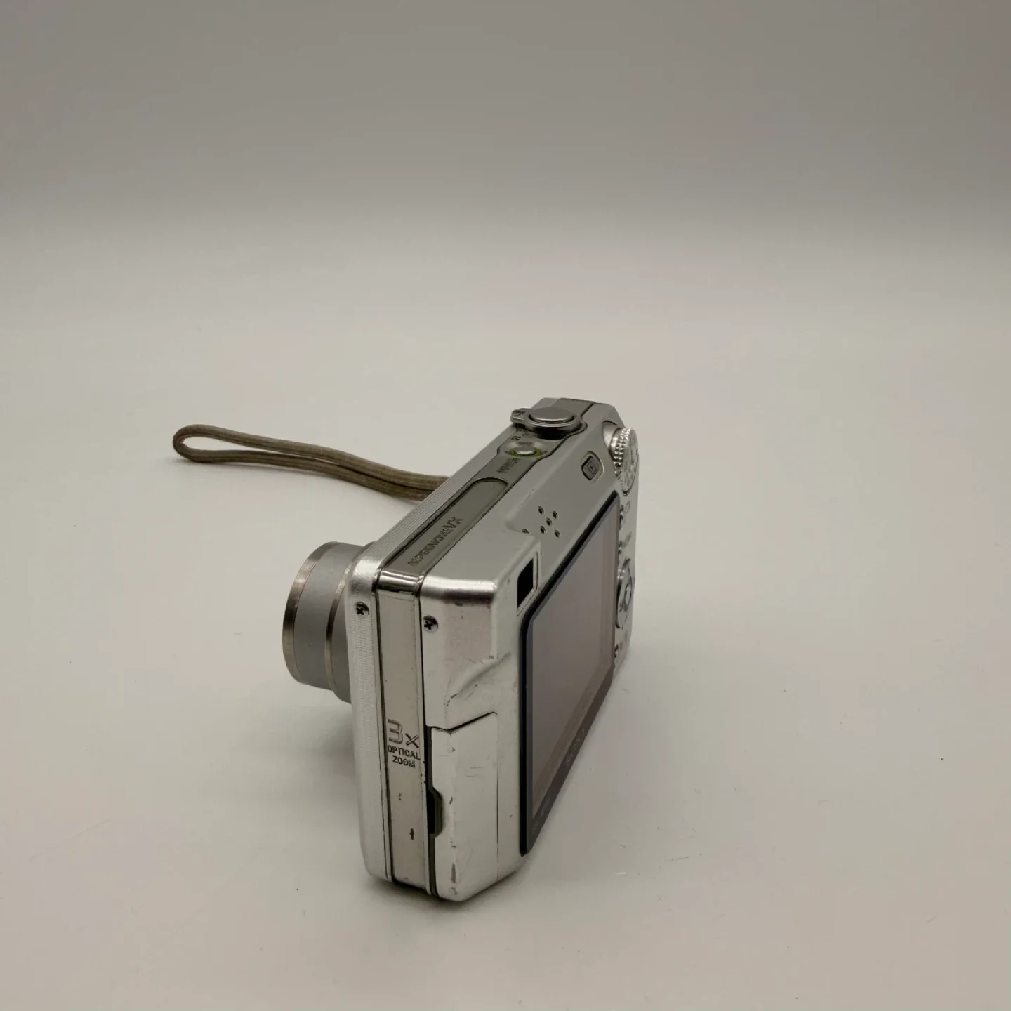 Sony Cyber-shot DSC-W100 Digital Camera image indicator(3)