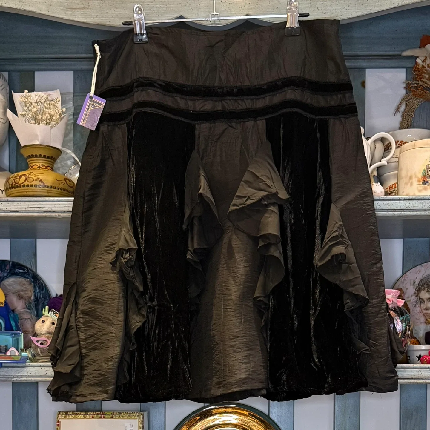 Ness Black Skirt image indicator(2)