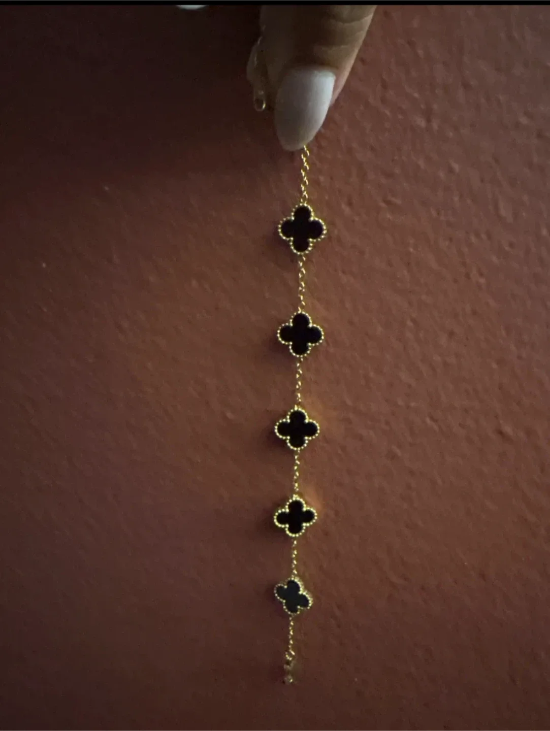 New 18K Gold SS Black Onyx Clover Bracelet image indicator(2)