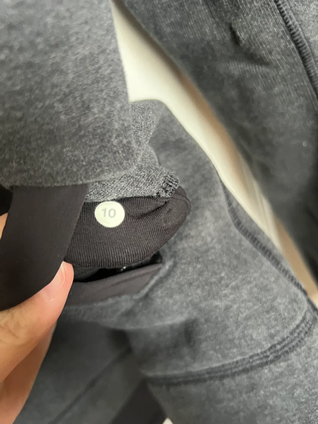 Lululemon Scuba Hoodie - Size 10 image indicator(2)