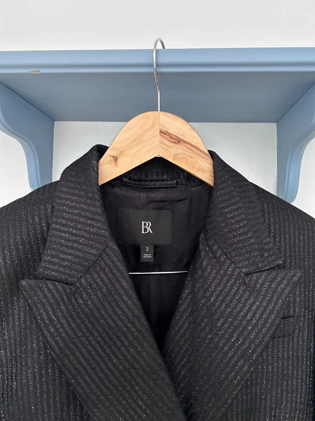 Banana Republic Black Blazer - Size 2 image indicator(3)