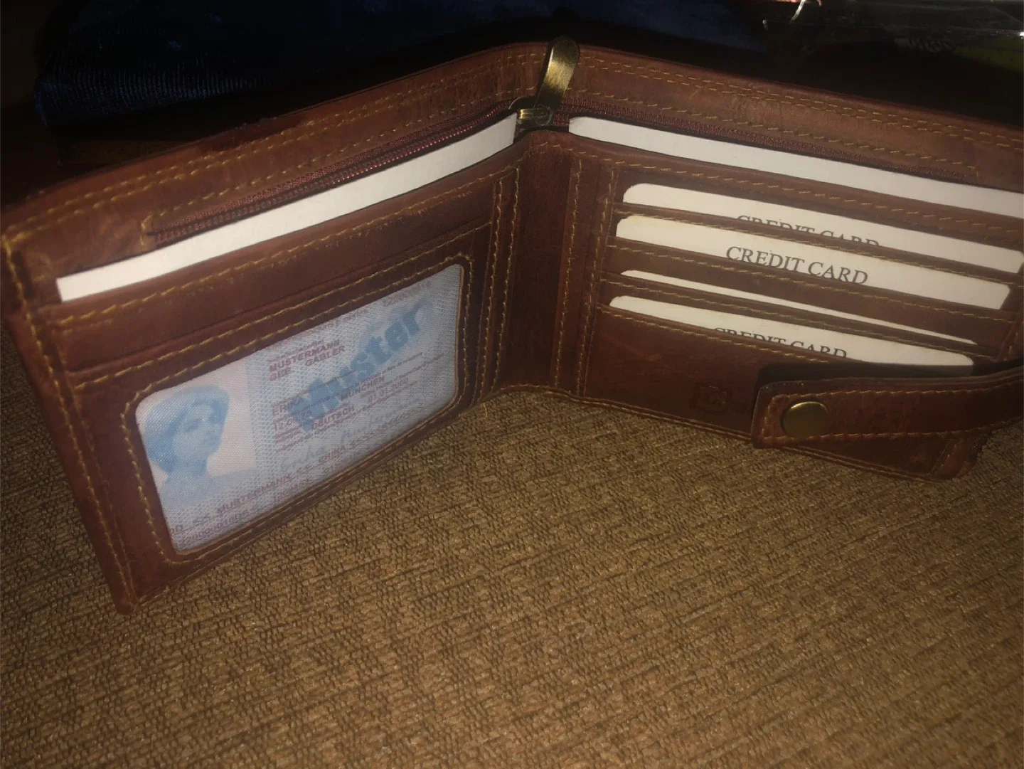 Leather Wallet - Brown image indicator(7)