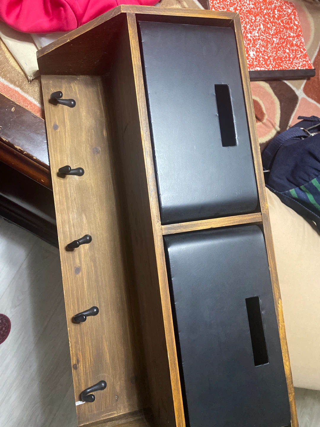 Metrends Wall Shelf with Hooks