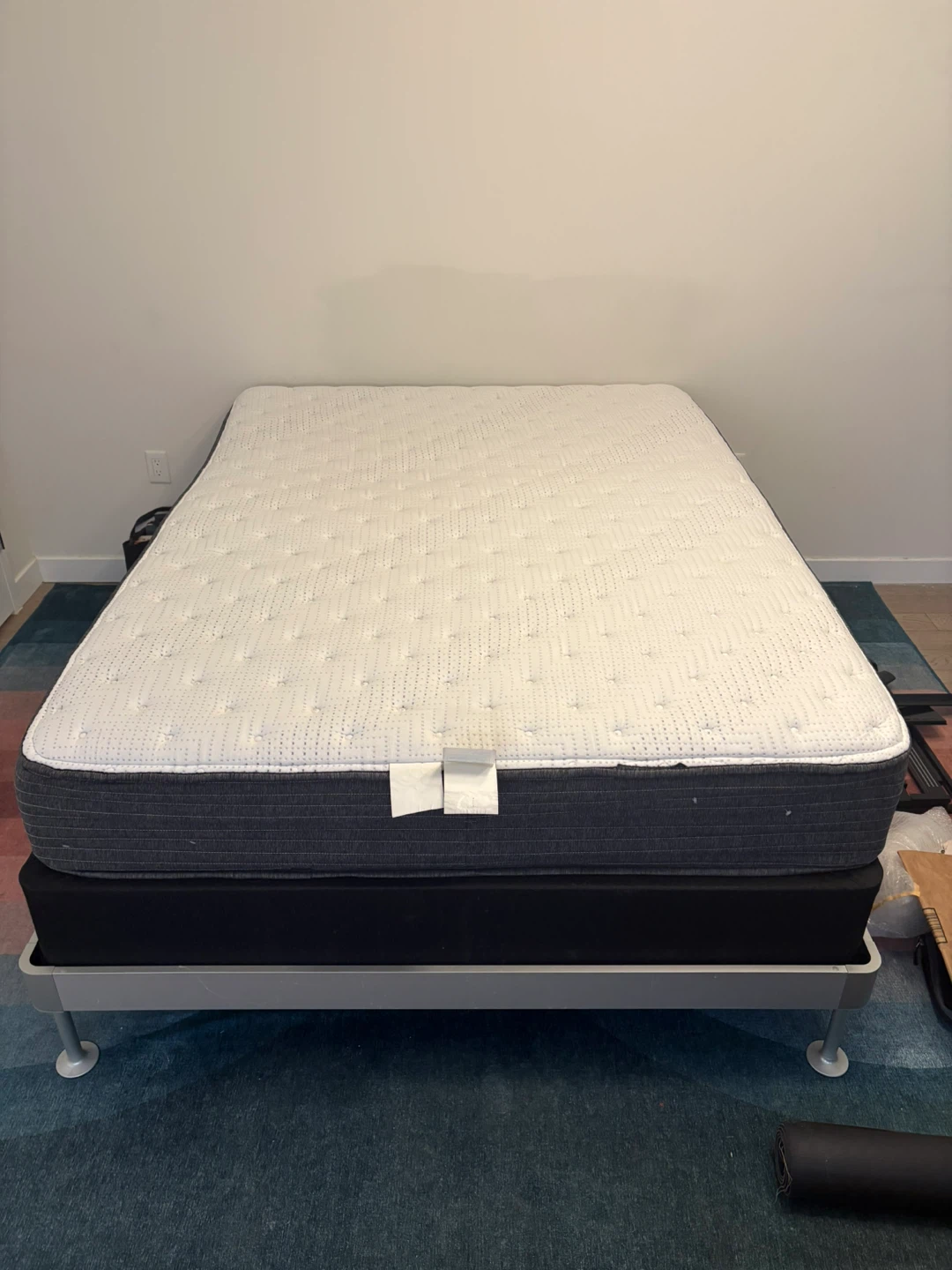Pressuresmart Queen Size Firm Mattress + Boxspring - photo 2