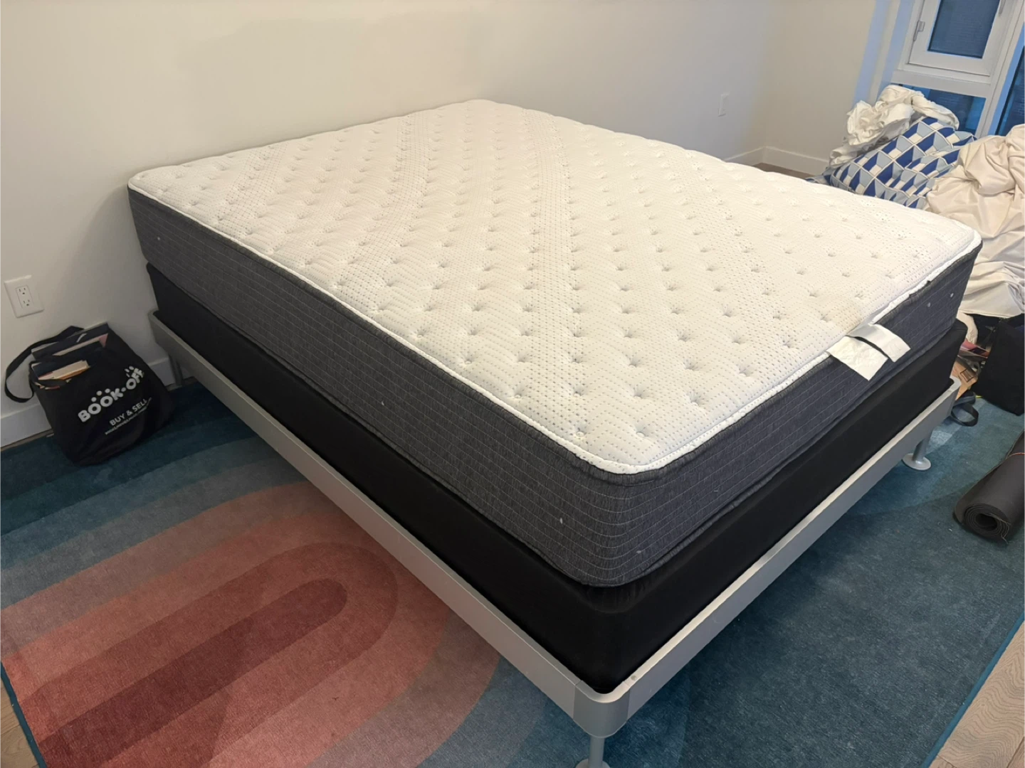 Pressuresmart Queen Size Firm Mattress + Boxspring