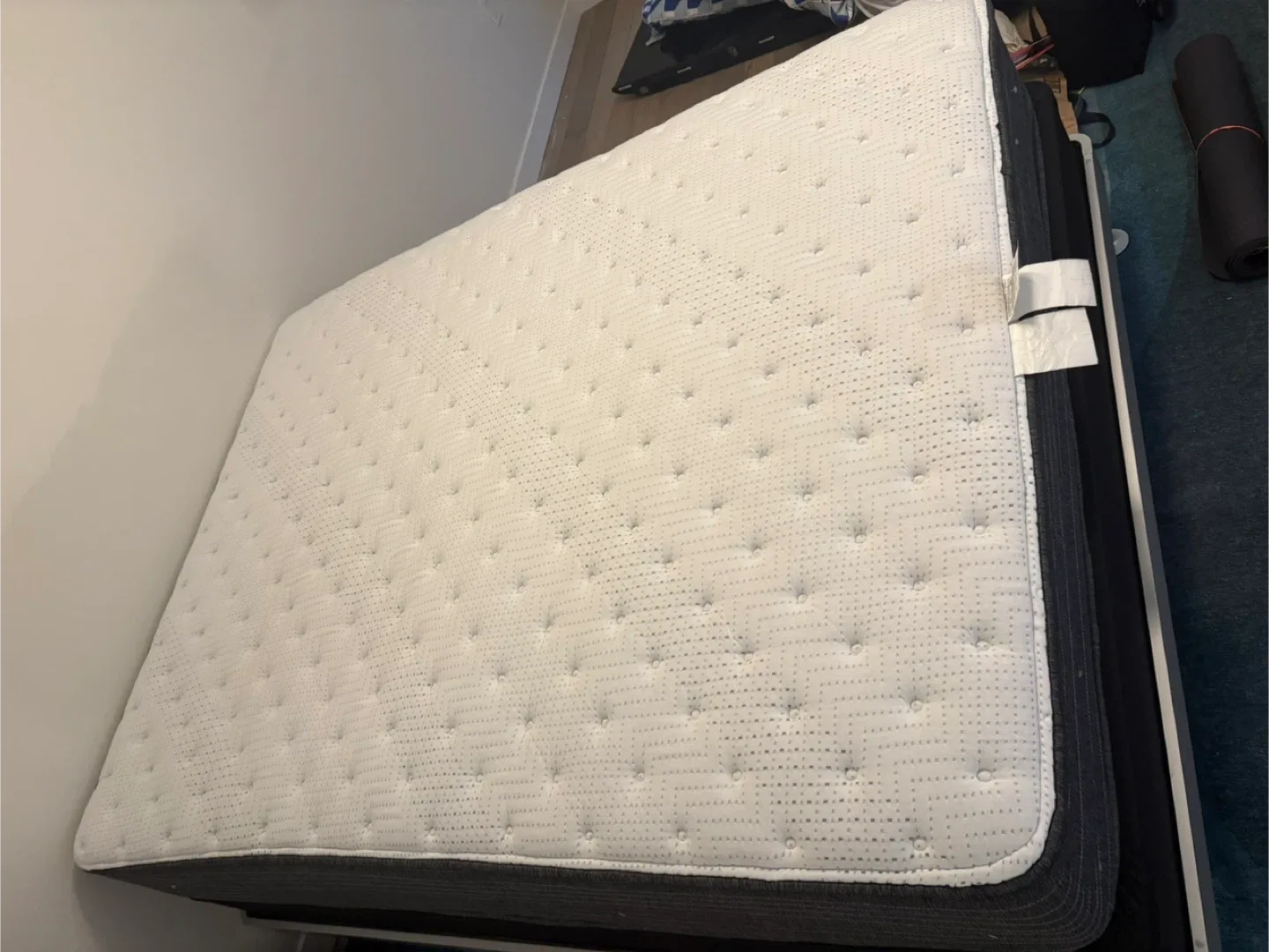 Pressuresmart Queen Size Firm Mattress + Boxspring image indicator(3)