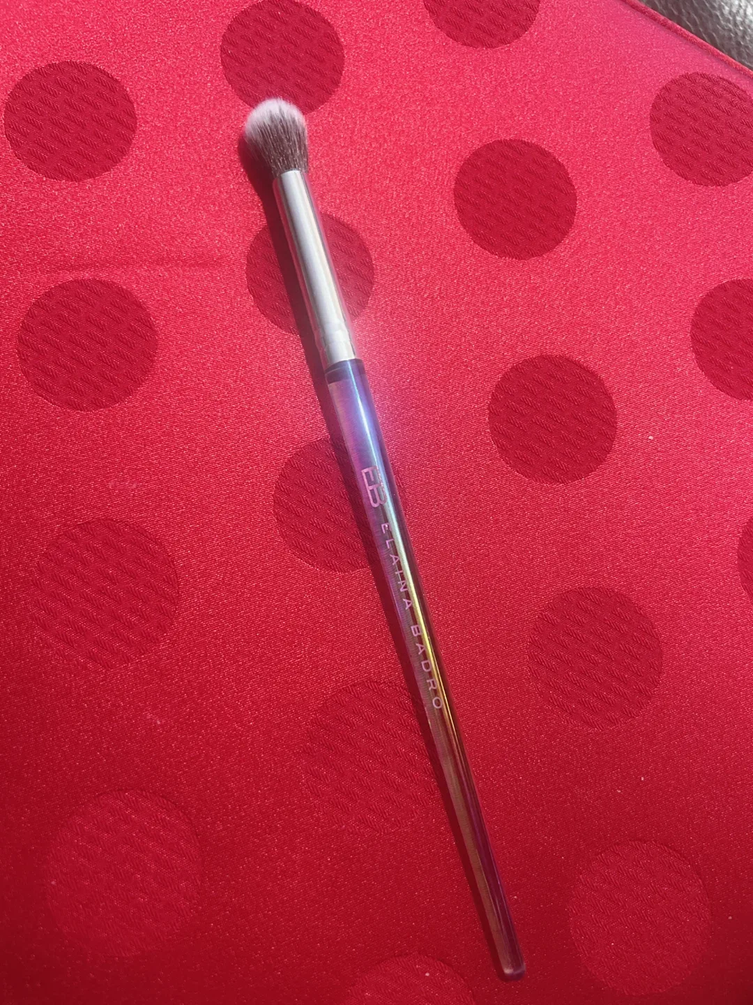 Elaina Badro Makeup Brush image indicator(4)