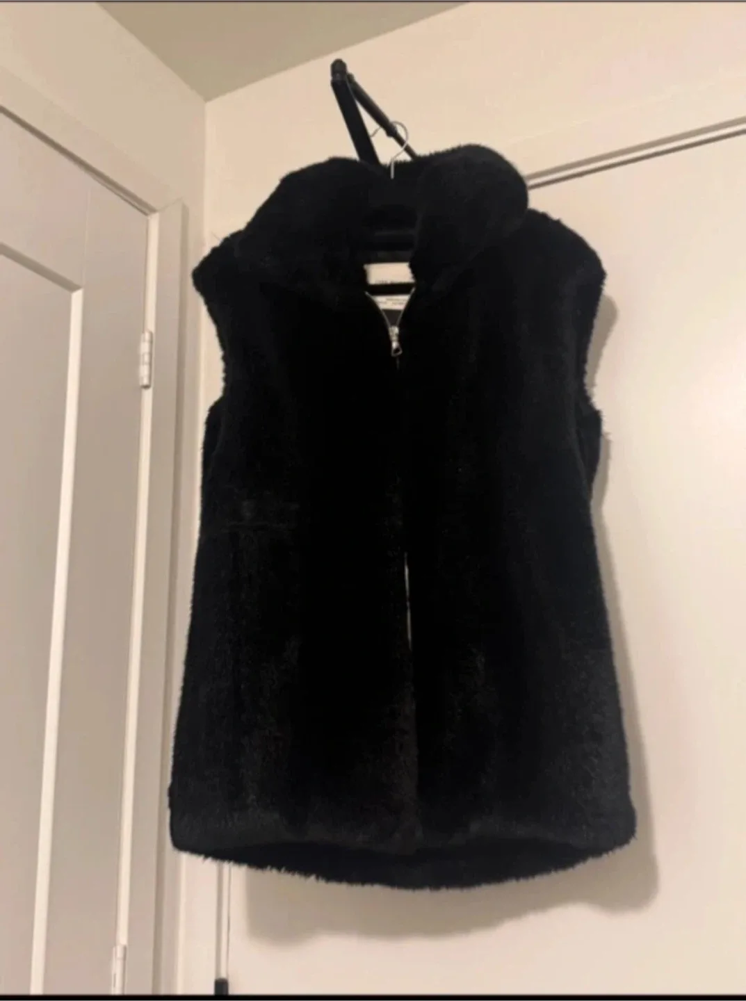Zara Black Plush Vest, Size XS image indicator(2)