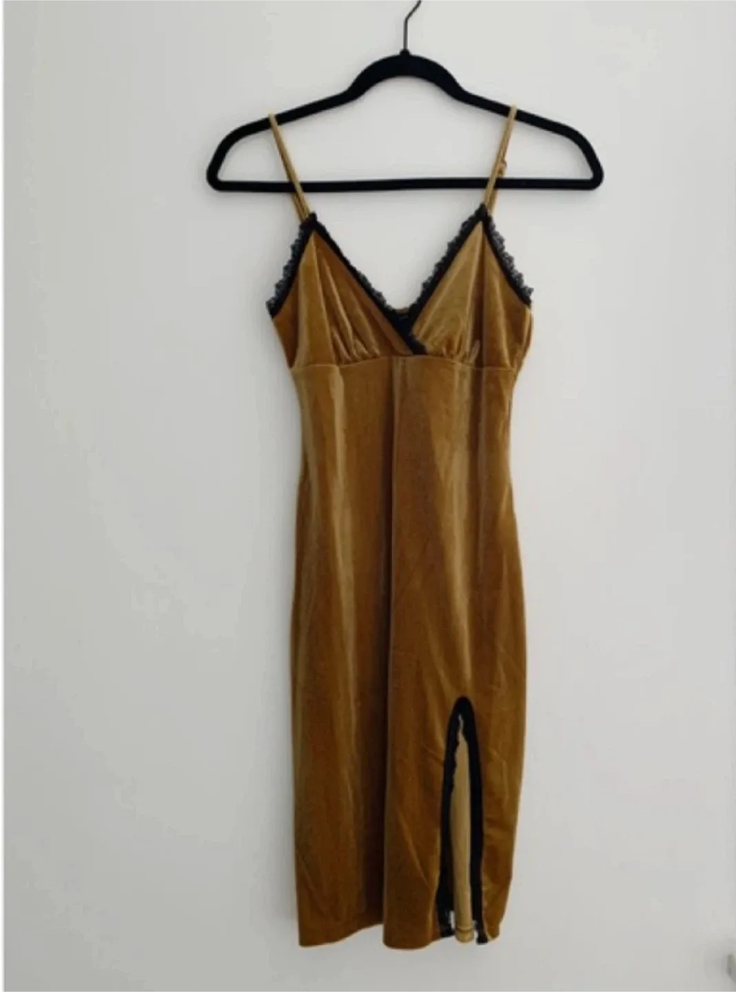 Forever 21 Gold Velvet Slip Dress - Small image indicator(2)