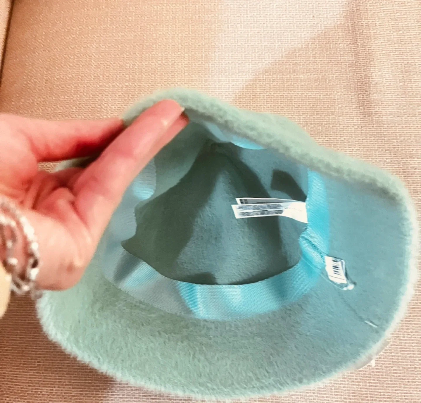 Fuzzy Bucket Hat - Green image indicator(8)