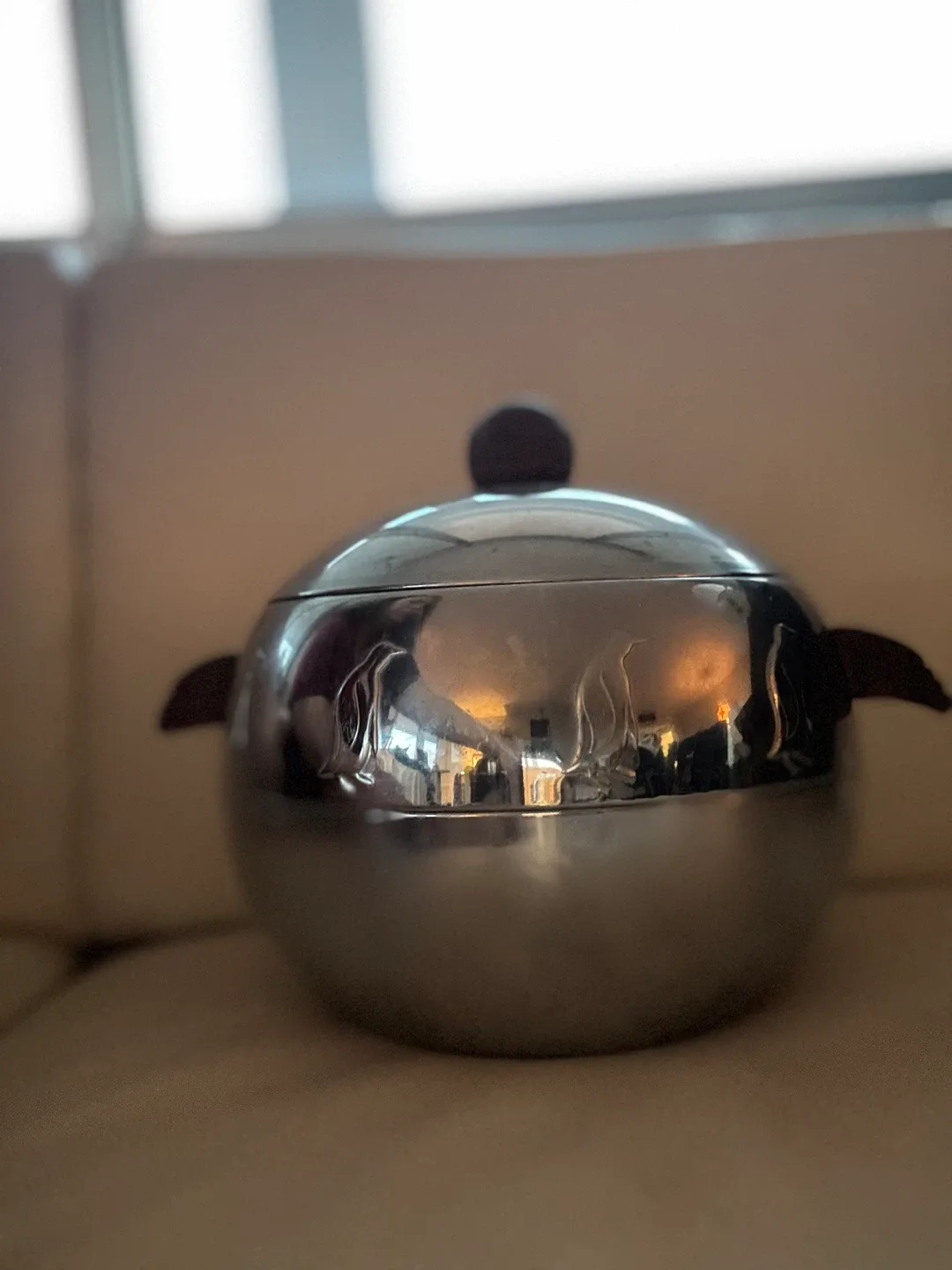 Vintage Penguin Stainless Steel Ice Bucket with Lid image indicator(3)