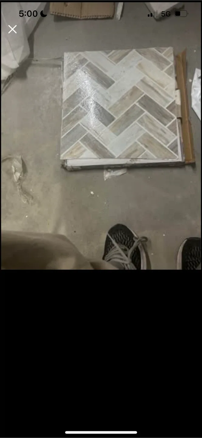 New Retro Self Adhesive Vinyl Floor Tiles, 20 Tiles - 12" x 12" image indicator(3)