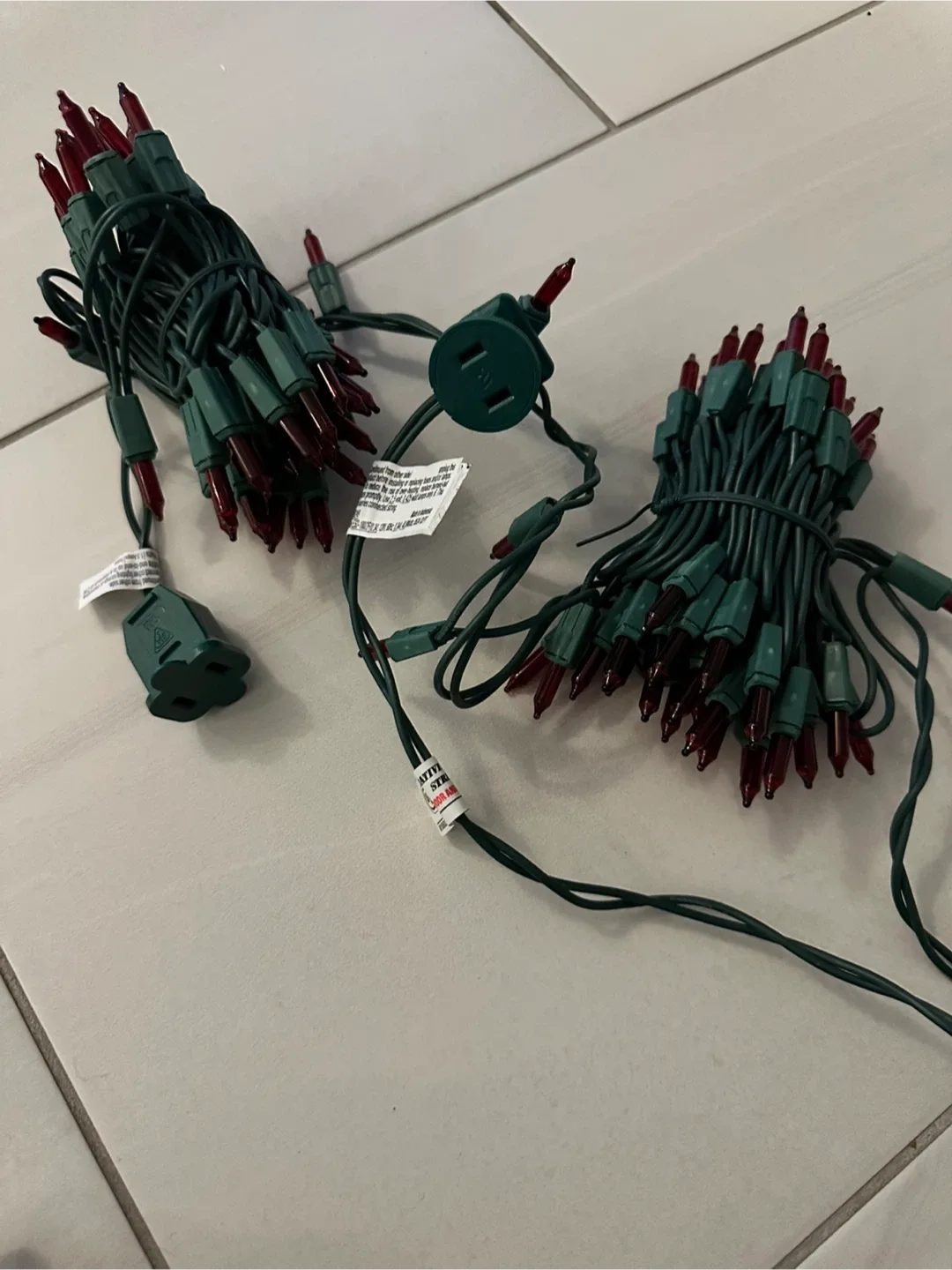 Decorative Red Christmas String Lights Indoor and Outdoor Use image indicator(2)