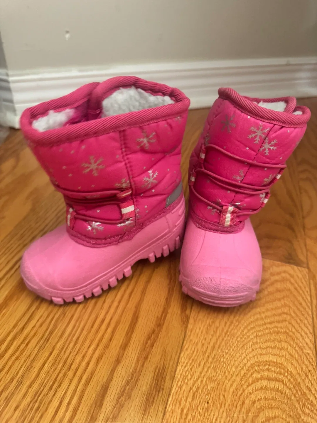 Like new- Pink Winter Boots - Size 5