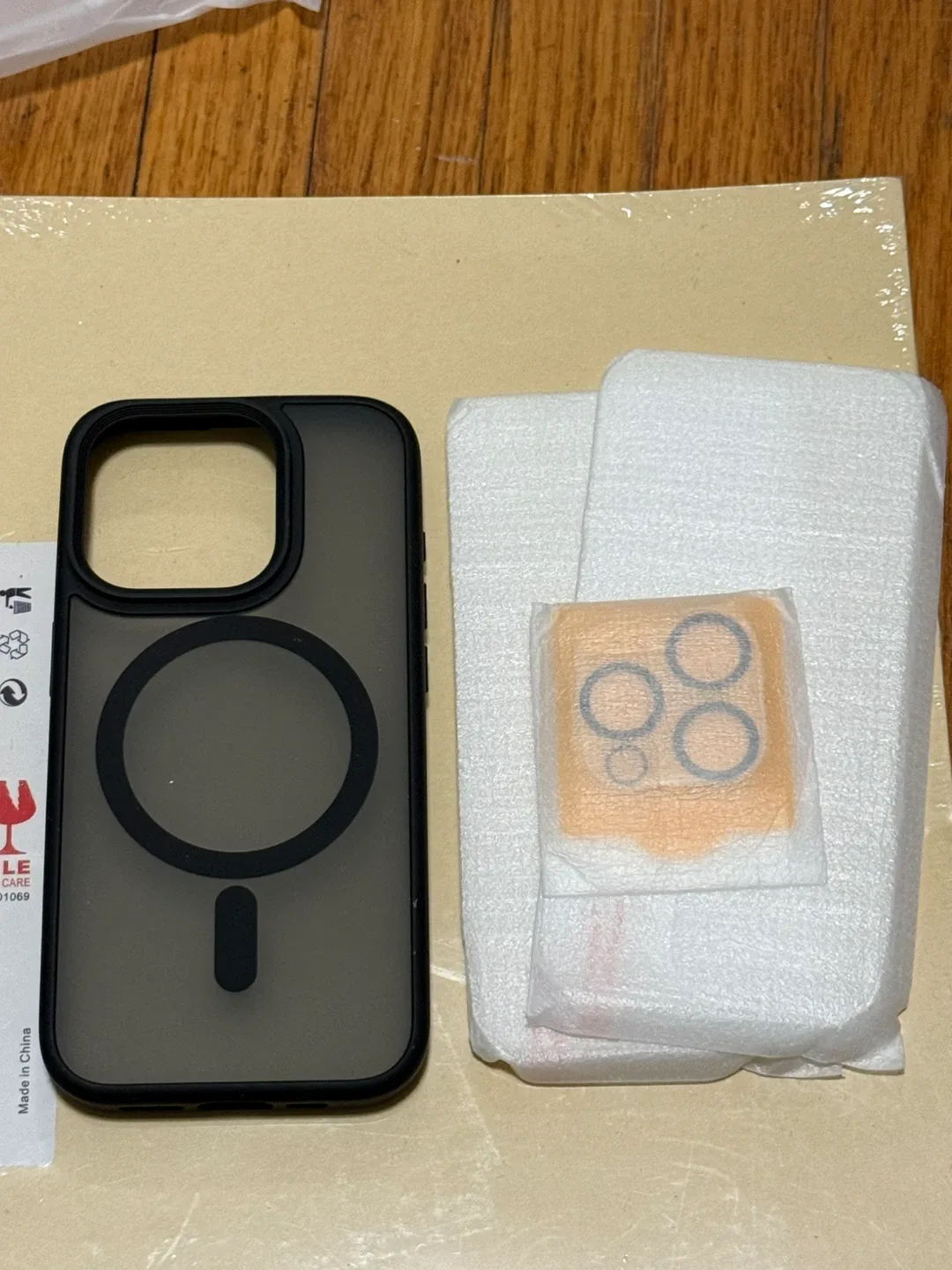 iPhone 15 pro Case , screen protector & Camera Lens Protector image indicator(3)