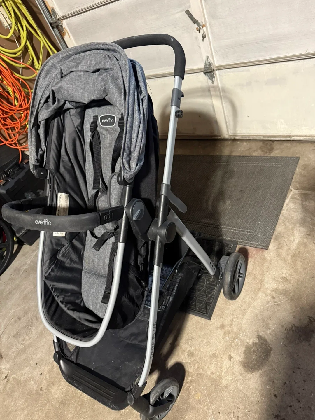 Evenflo Pivot Xplore All-Terrain Stroller Wagon