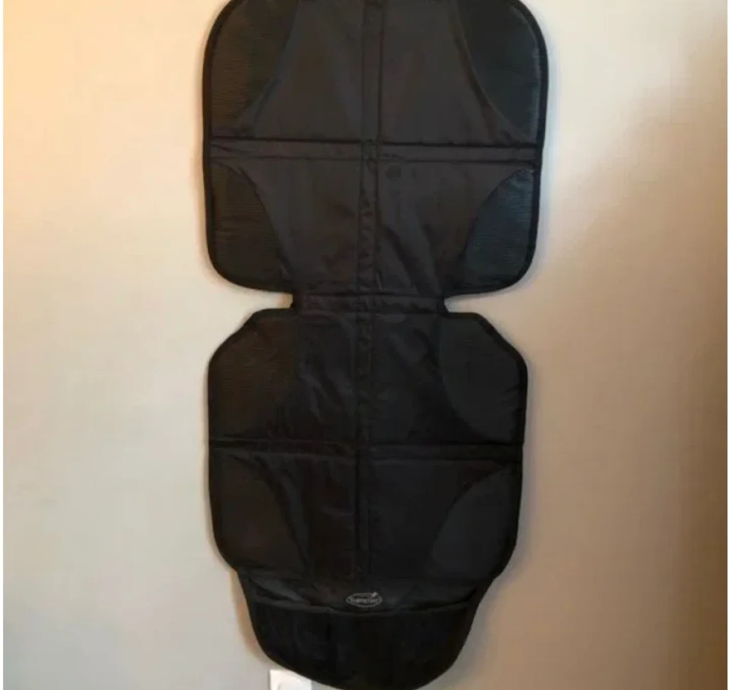 Like new 2 in 1 Car Seat Protector/mat image indicator(2)