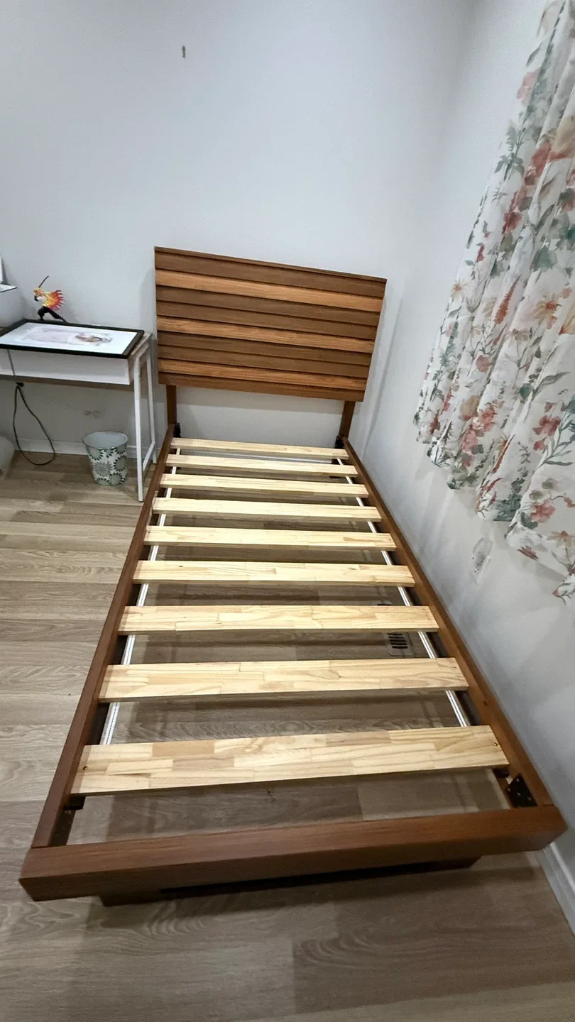 3 pcs wooden twin bed