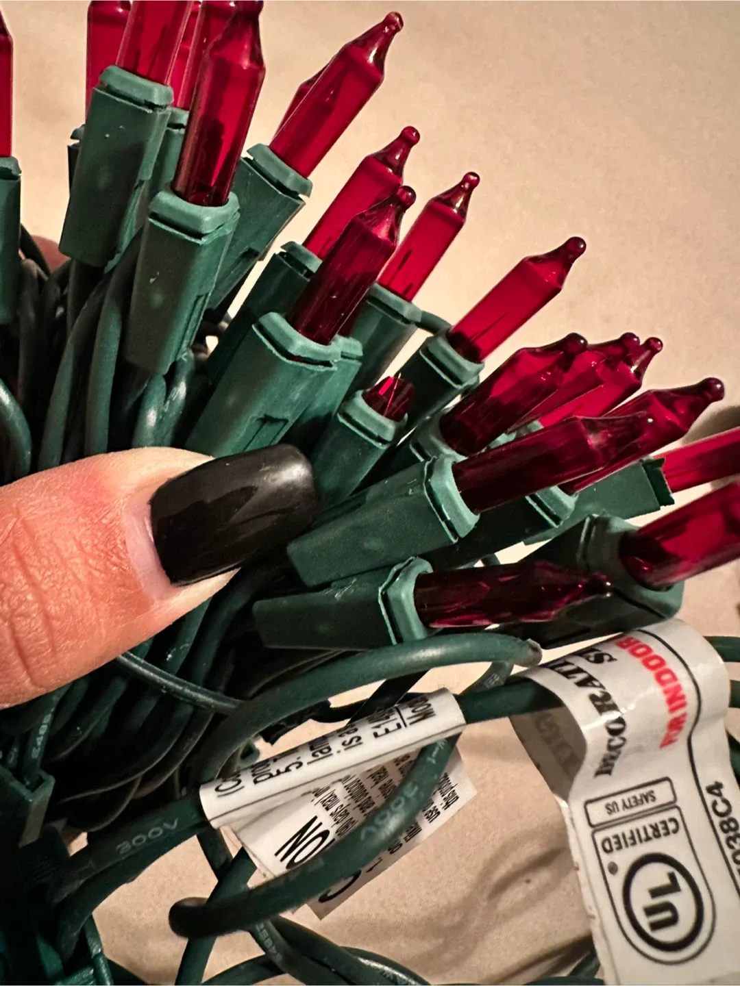 Decorative Red Christmas String Lights Indoor and Outdoor Use image indicator(3)