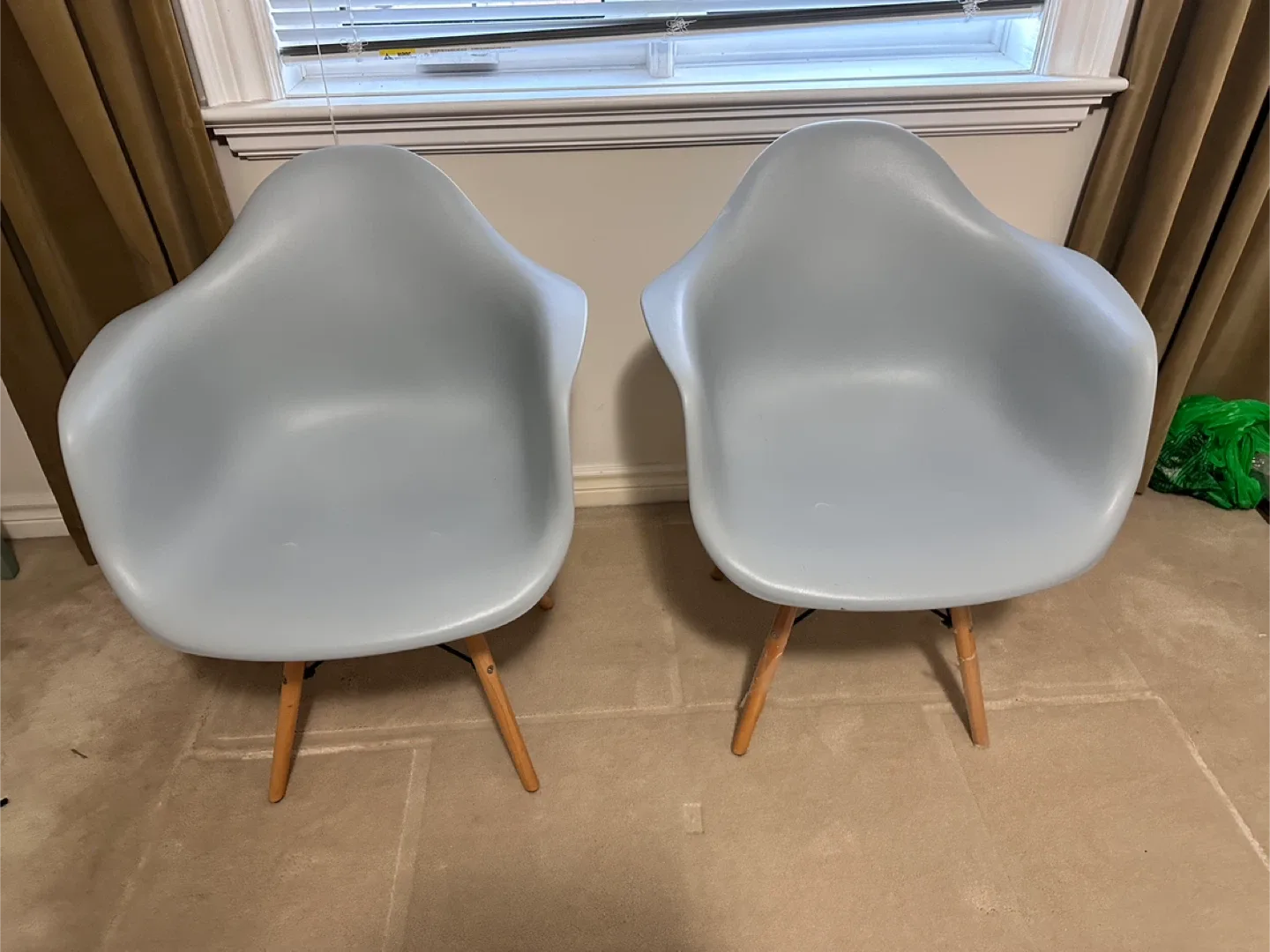 Modern Accent Chairs - Gray image indicator(4)