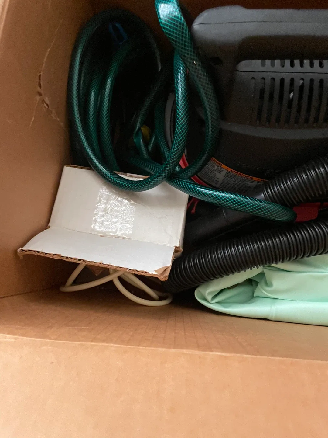 EZ-Bathe Inflatable Bath Tub with Accessories image indicator(4)